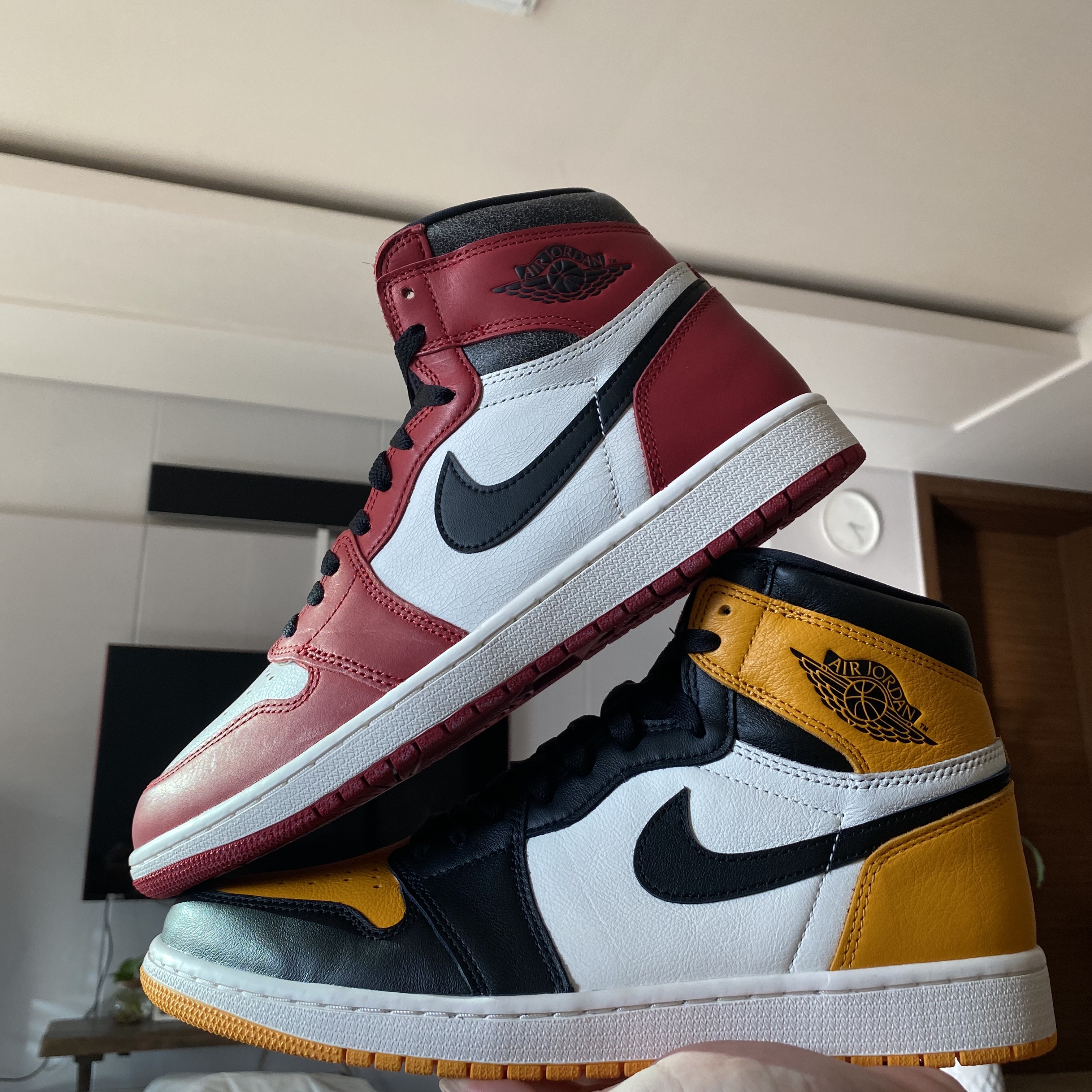 Jordan 1 Retro High OG Chicago 2022, Jordan 1 Retro High OG Taxi 착용 스타일 - 5