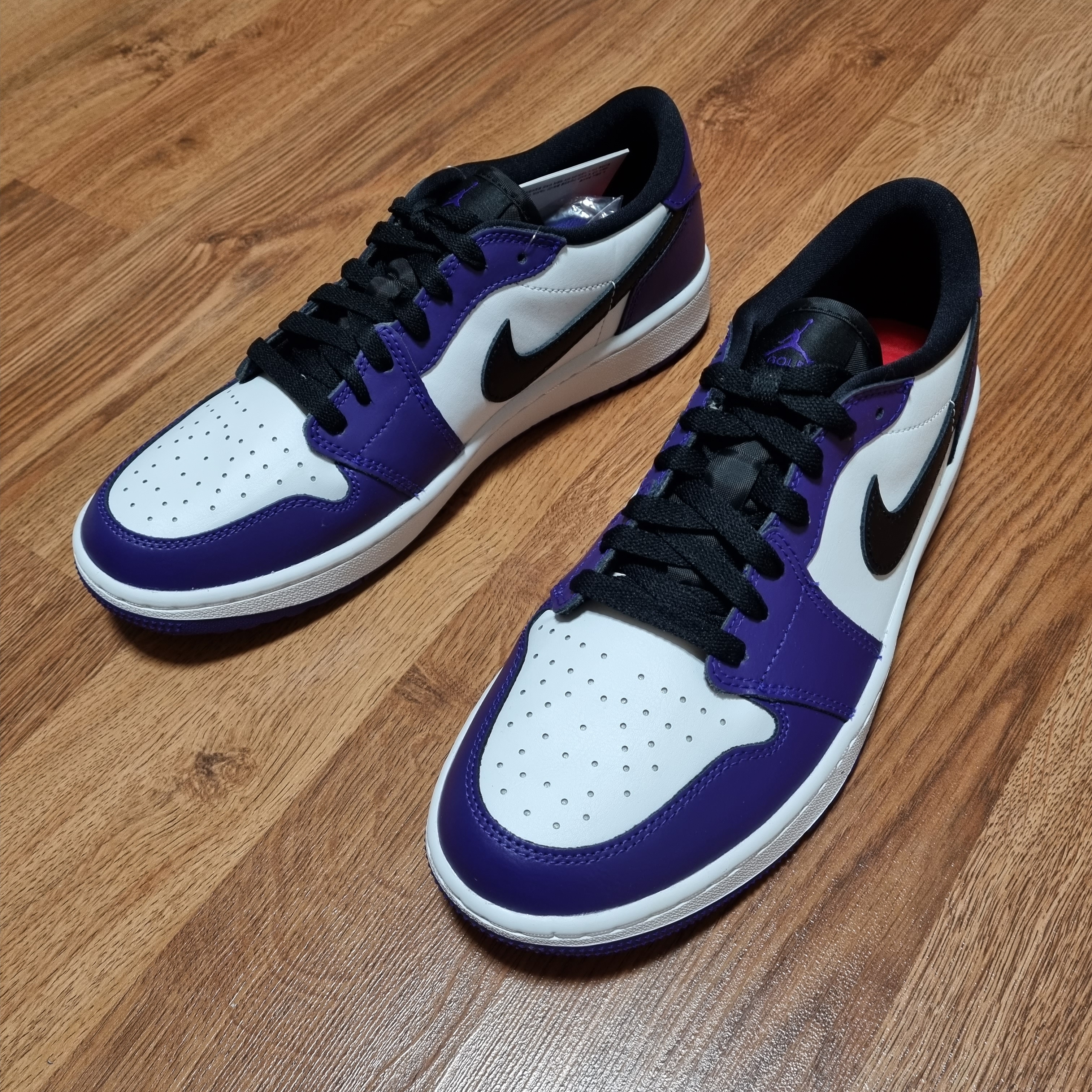Jordan 1 Low Golf Court Purple 착용 스타일 - 2