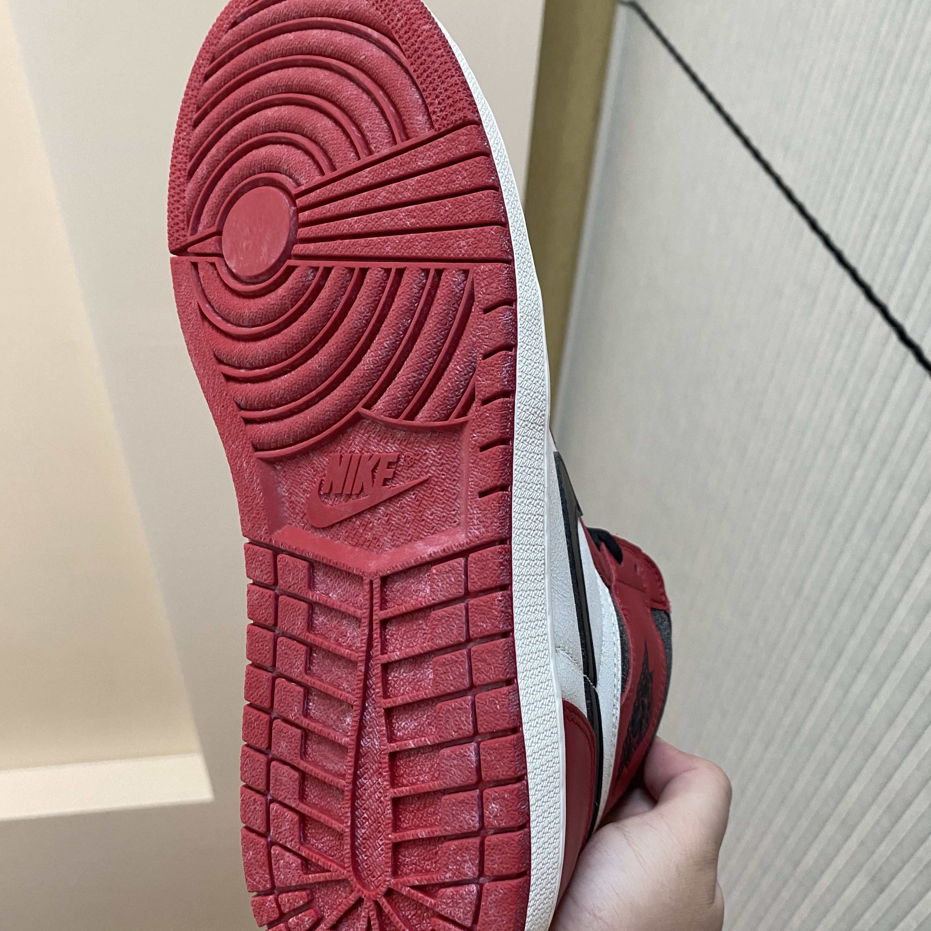 Jordan 1 Retro High OG Chicago 2022, Jordan 1 Retro High OG Taxi 착용 스타일 - 4