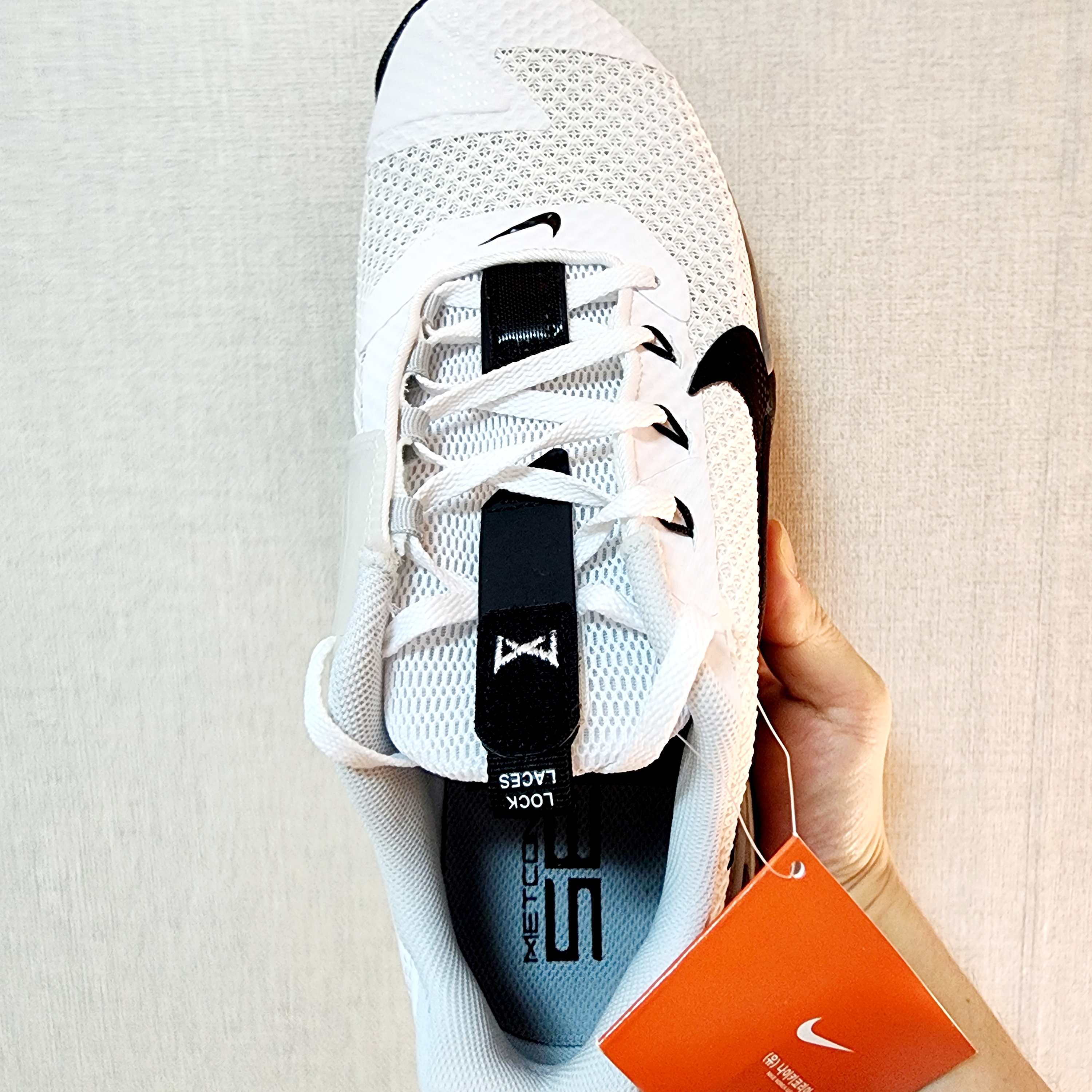 Nike Metcon 7 White Black 착용 스타일 - 3