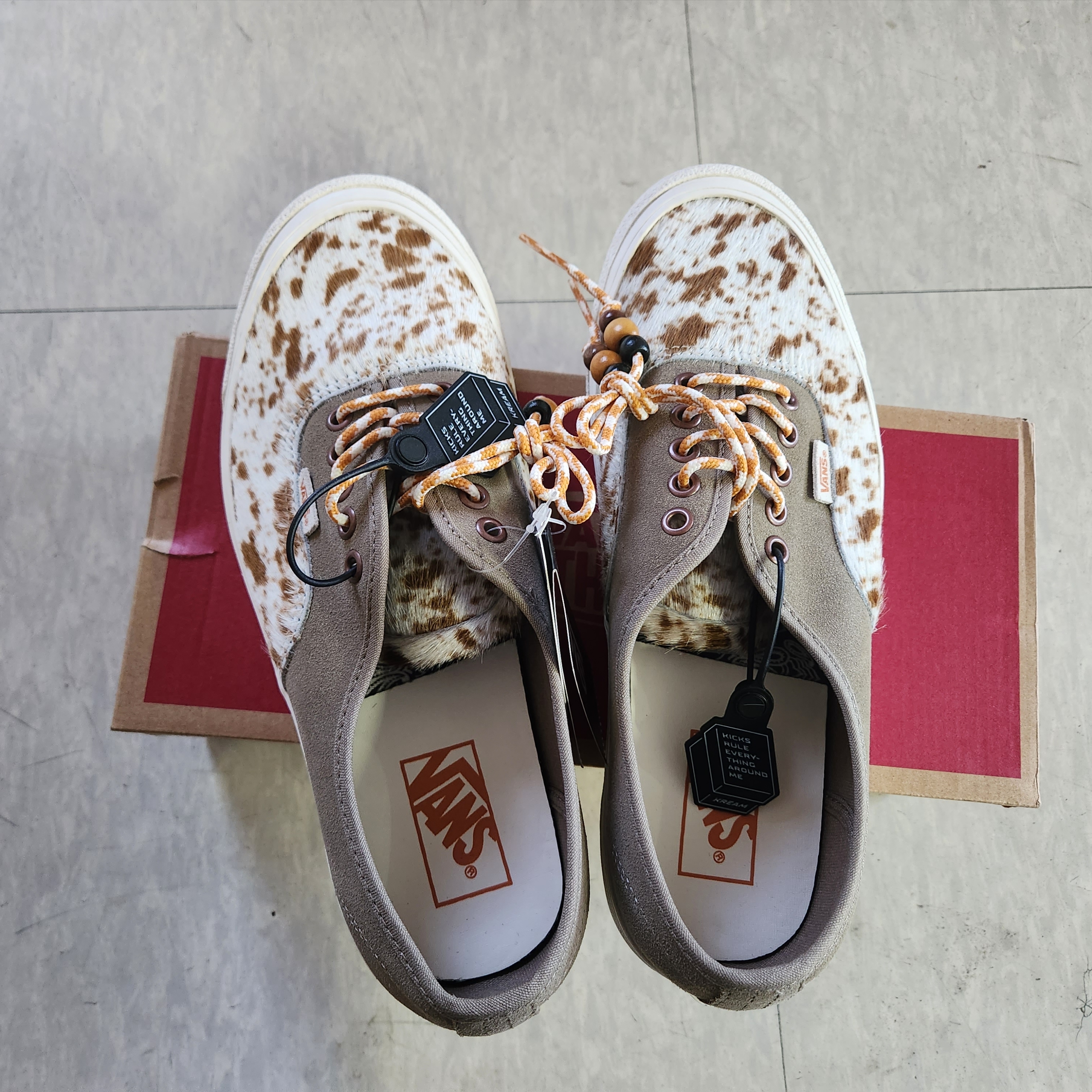 Vans Authentic 44 DX Anaheim Factory Earth Mesa 착용 스타일 - 1