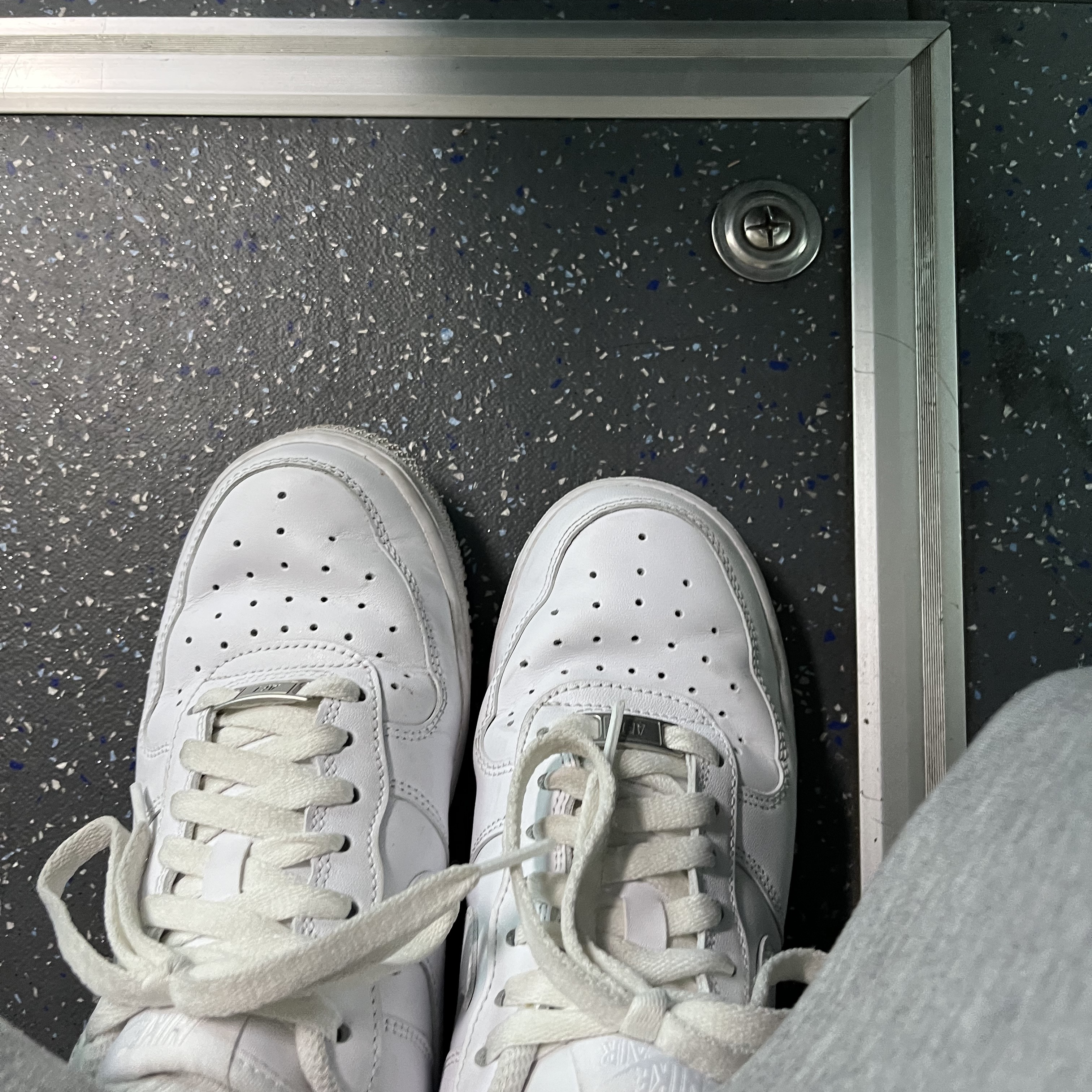 Nike Air Force 1 '07 Low White 착용 스타일