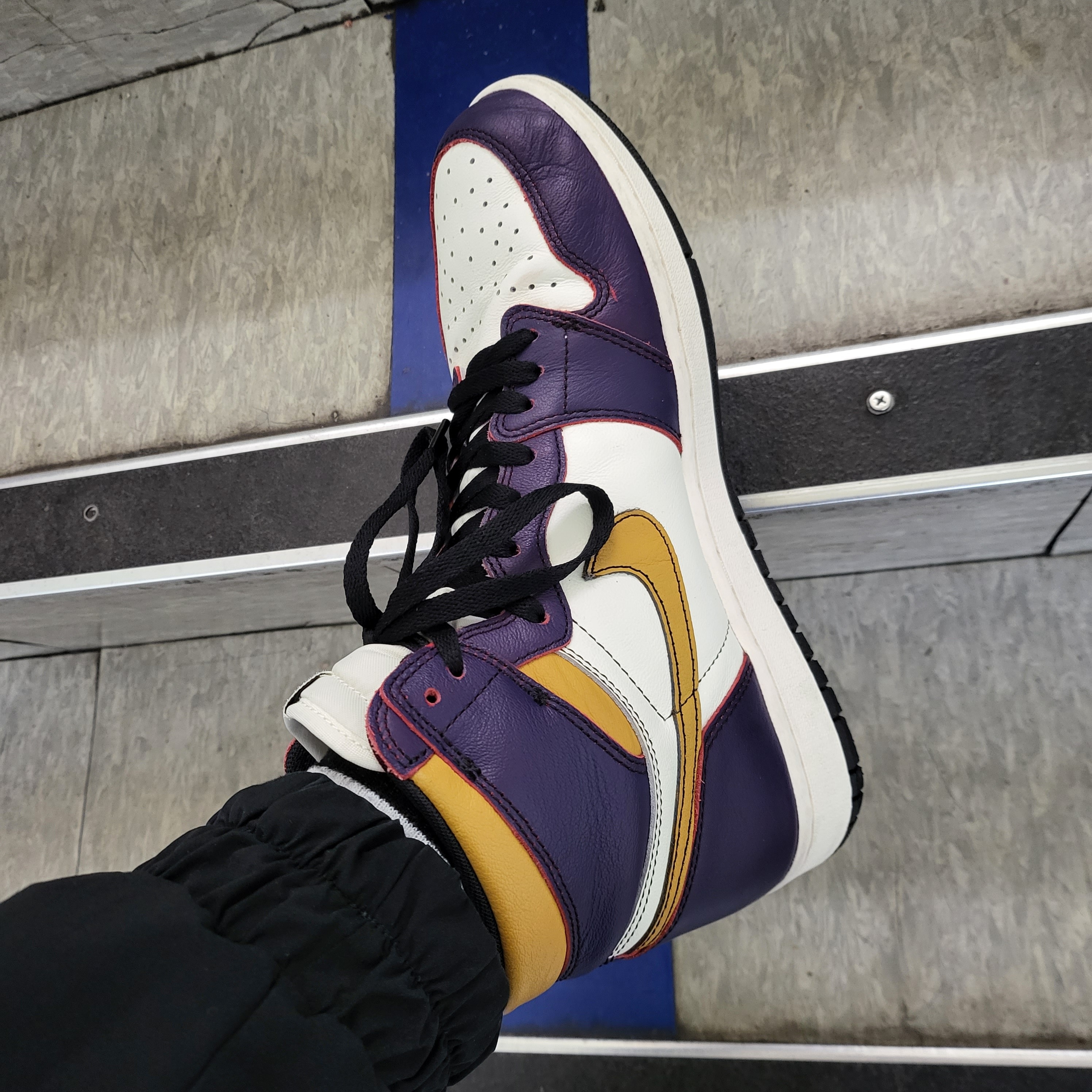 Jordan 1 Retro High OG Defiant SB LA to Chicago 착용 스타일 - 2