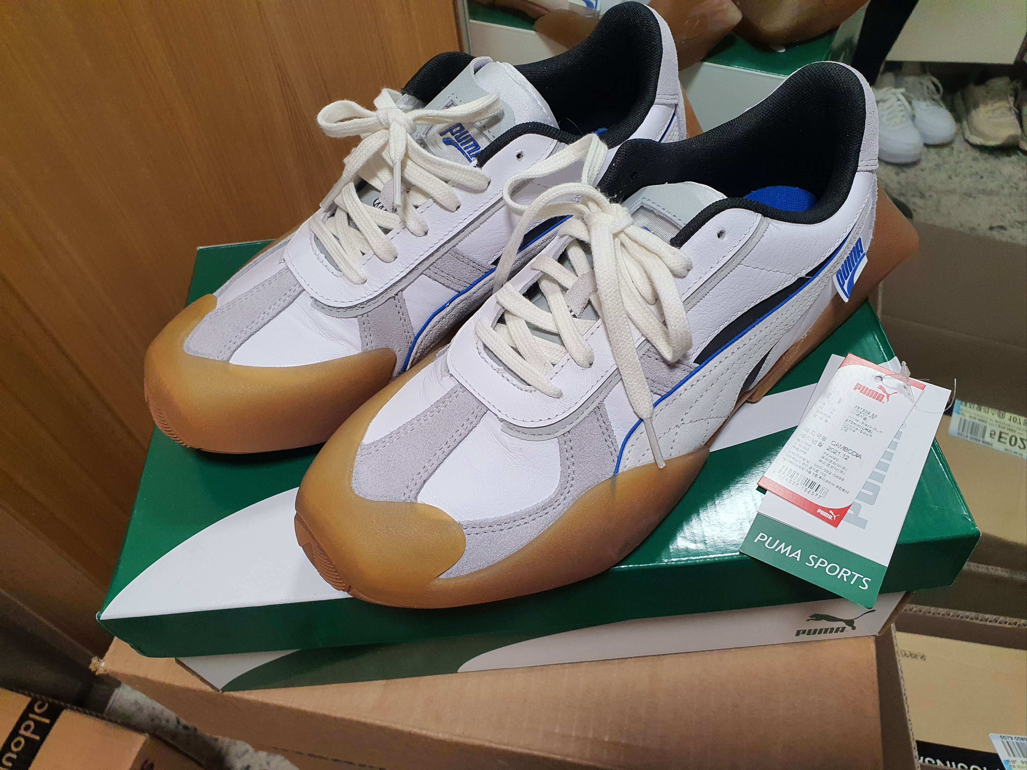 Puma Vaderon White 착용 스타일