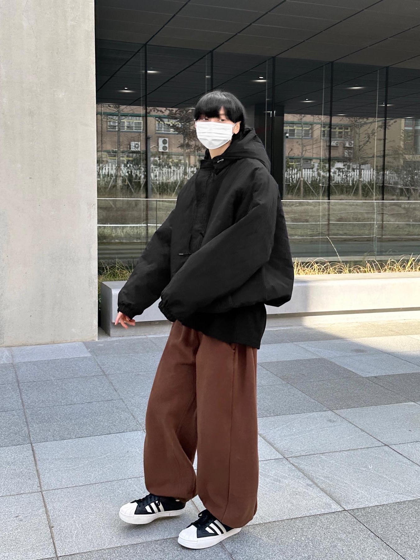 Y-3 Yohji Star Black White 착용 스타일 - 1