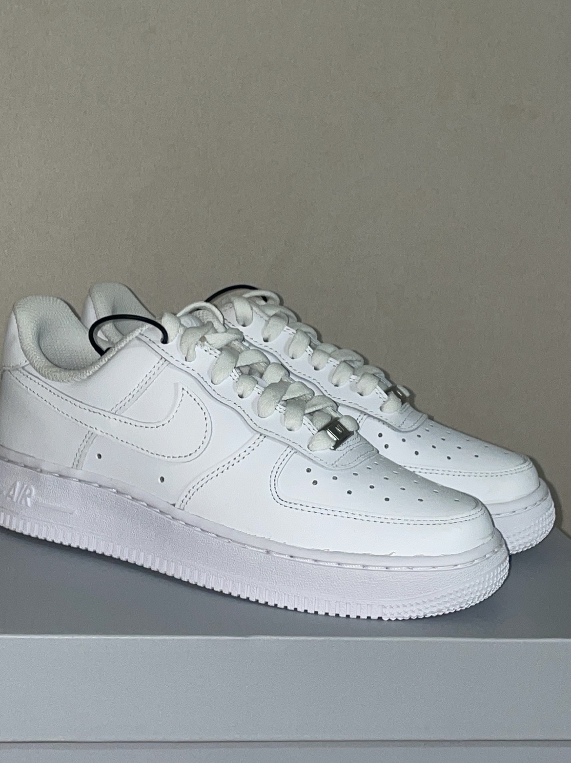 (W) Nike Air Force 1 '07 Low White 착용 스타일 - 2