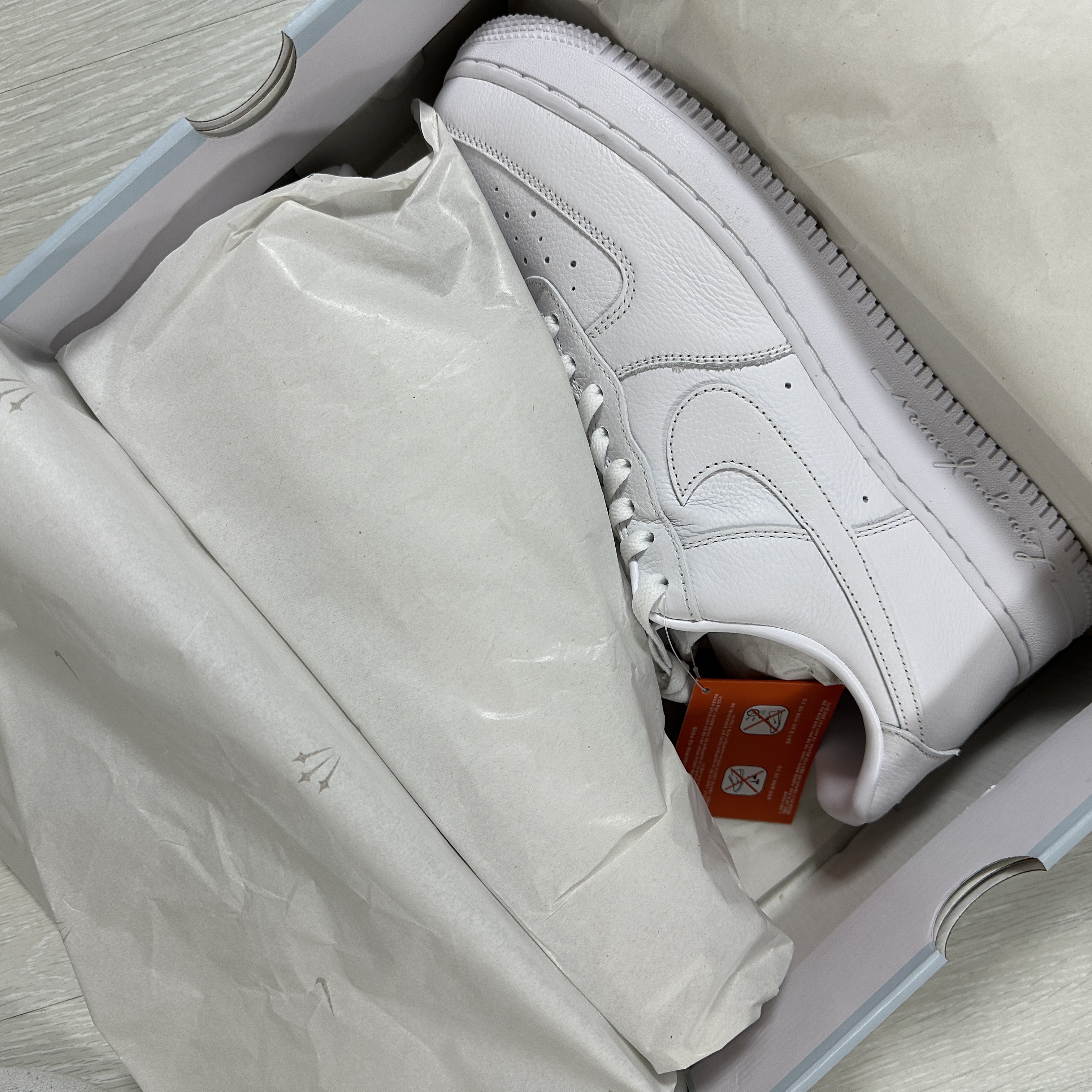 Nike x Drake Nocta Air Force 1 Low SP Certified Lover Boy White 착용 스타일 - 2