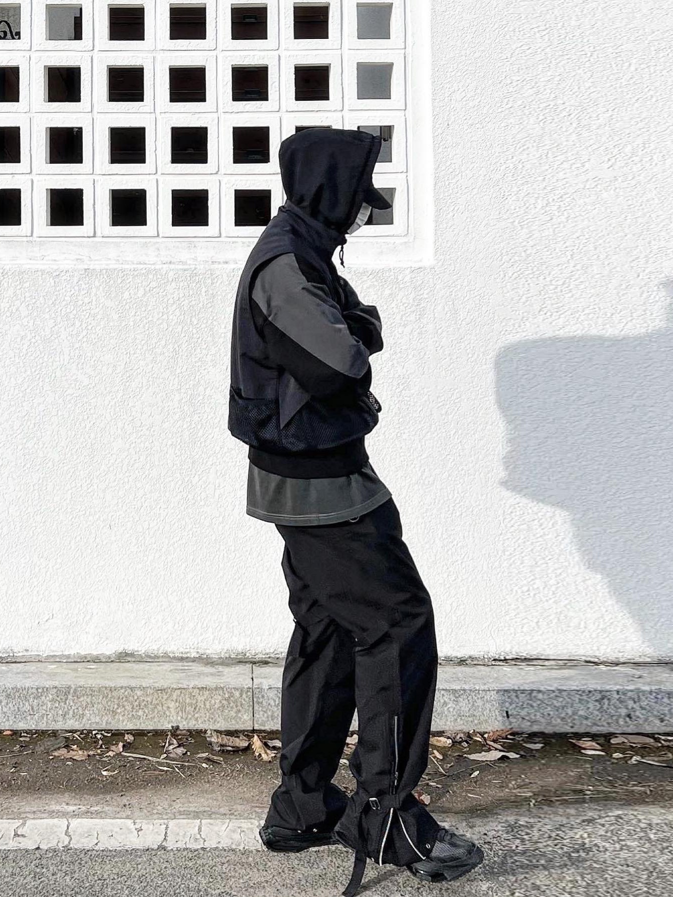 Nike x Matthew M Williams Zoom 004 Triple Black 착용 스타일 - 1