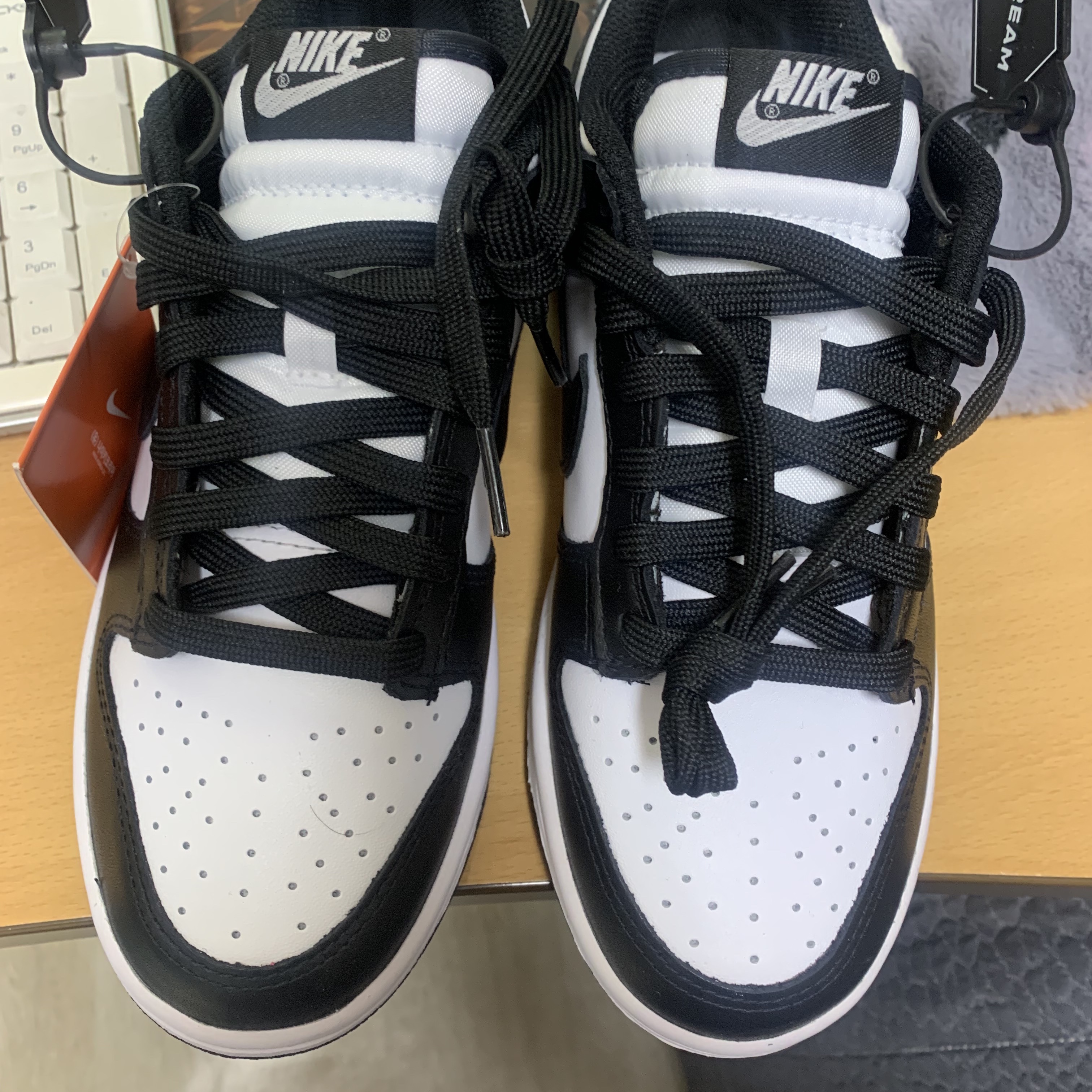 Nike Dunk Low Retro Black 착용 스타일