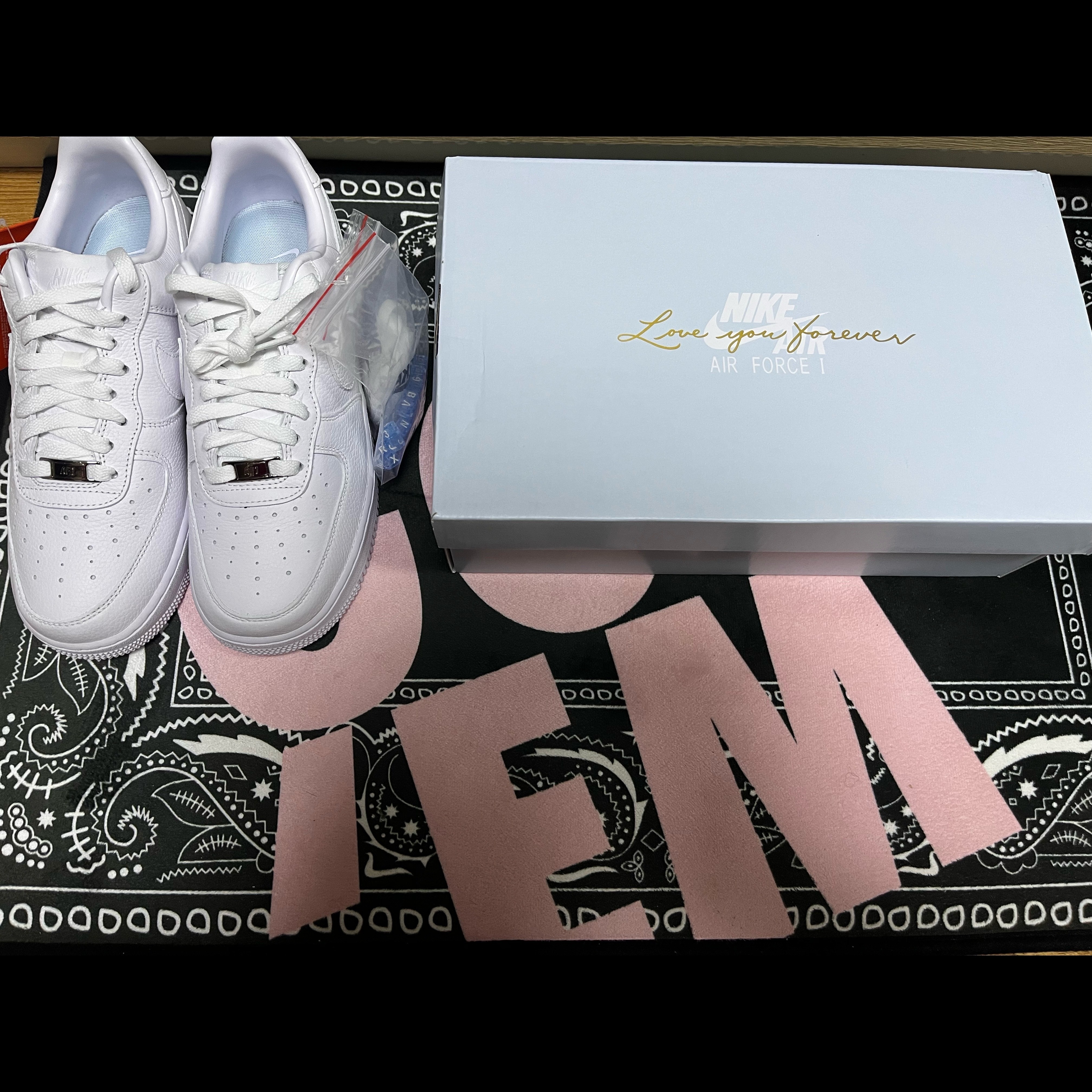 Nike x Drake Nocta Air Force 1 Low SP Certified Lover Boy White 착용 스타일