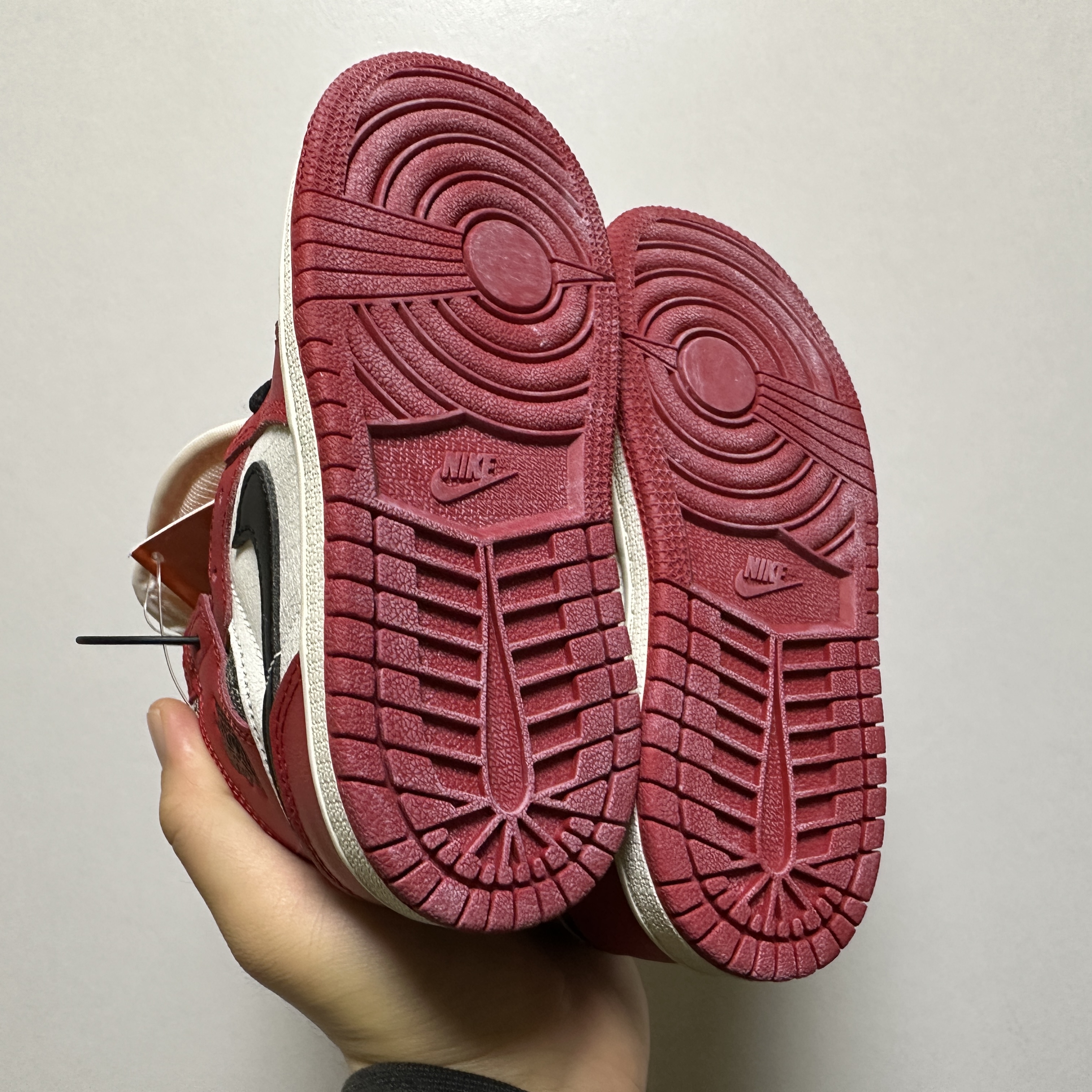 (TD) Jordan 1 Retro High OG Chicago 2022 착용 스타일 - 3