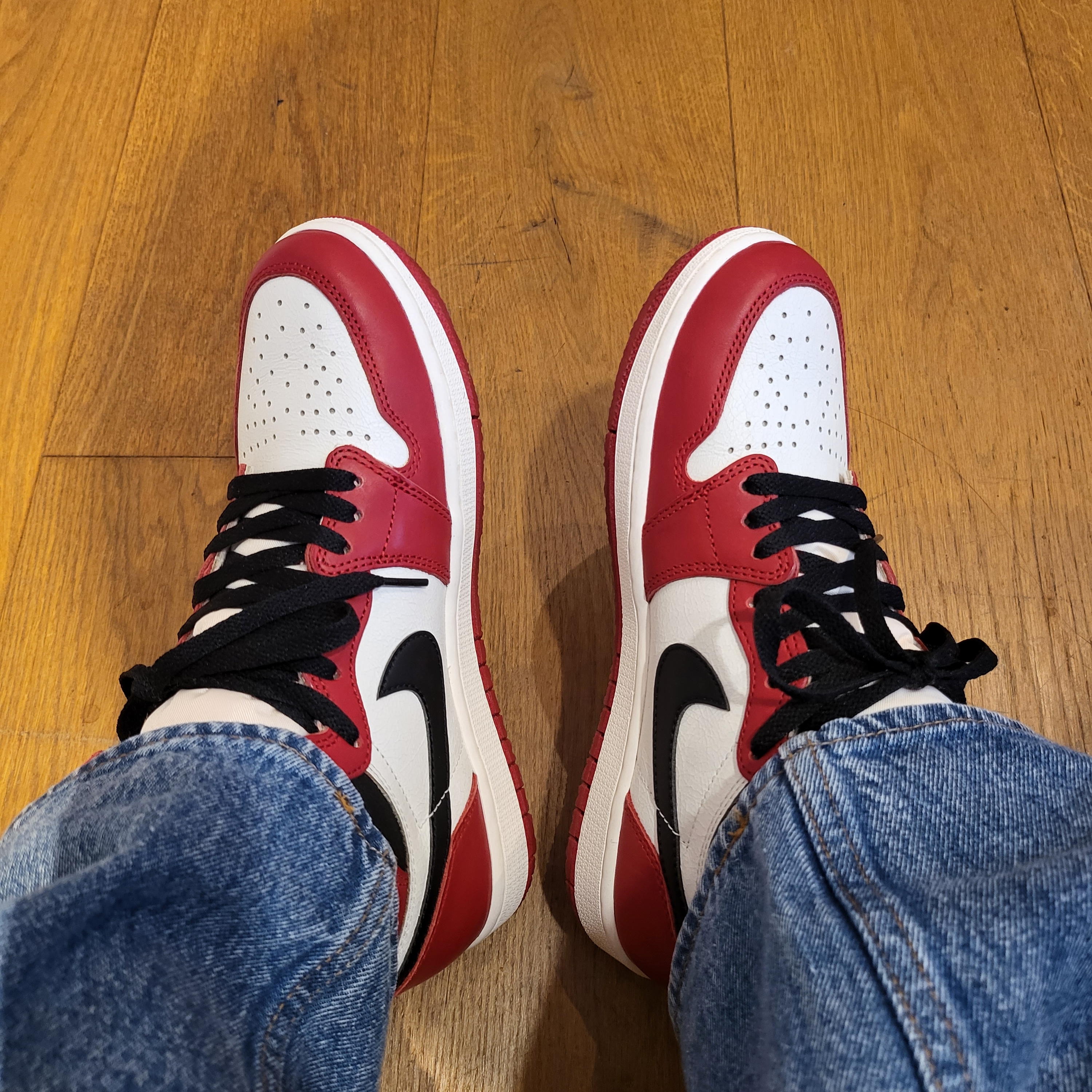 Jordan 1 Retro High OG Chicago 2022, Undermycar Legion.02 Balmacaan Oversized Wool Coat Black 착용 스타일 - 3