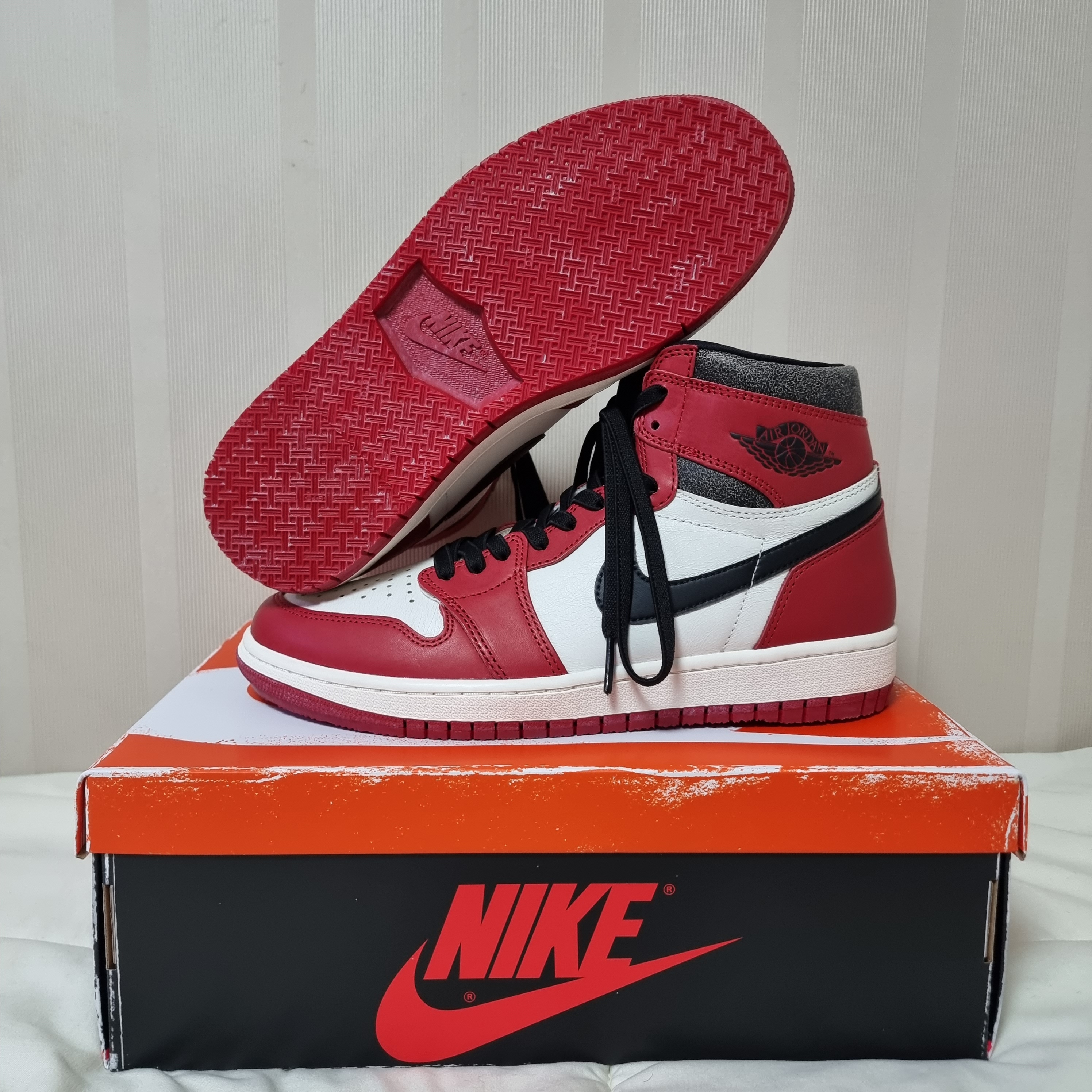 Jordan 1 Retro High OG Chicago 2022, (GS) Jordan 1 Retro High OG Chicago 2022 착용 스타일