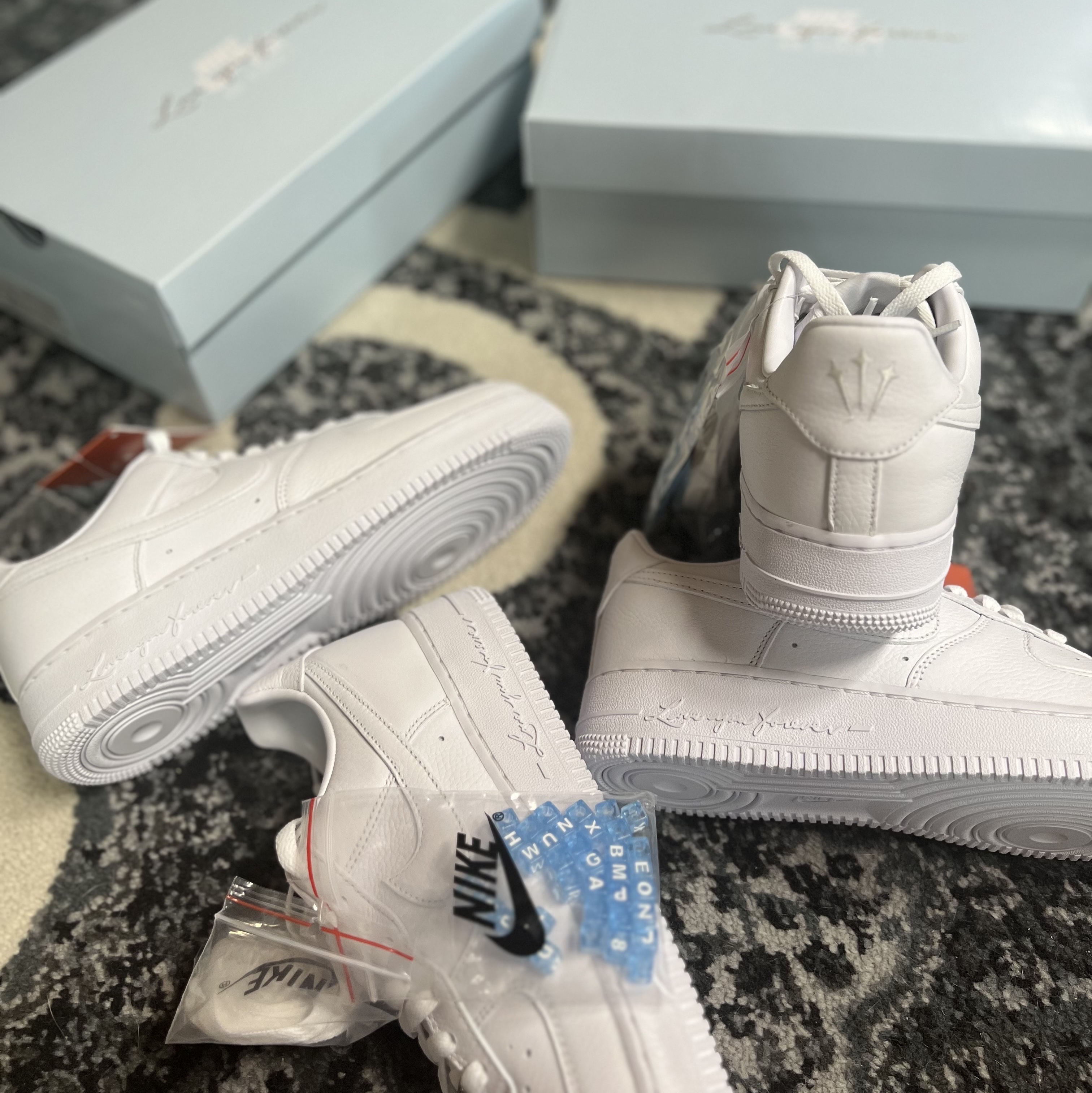Nike x Drake Nocta Air Force 1 Low SP Certified Lover Boy White 착용 스타일
