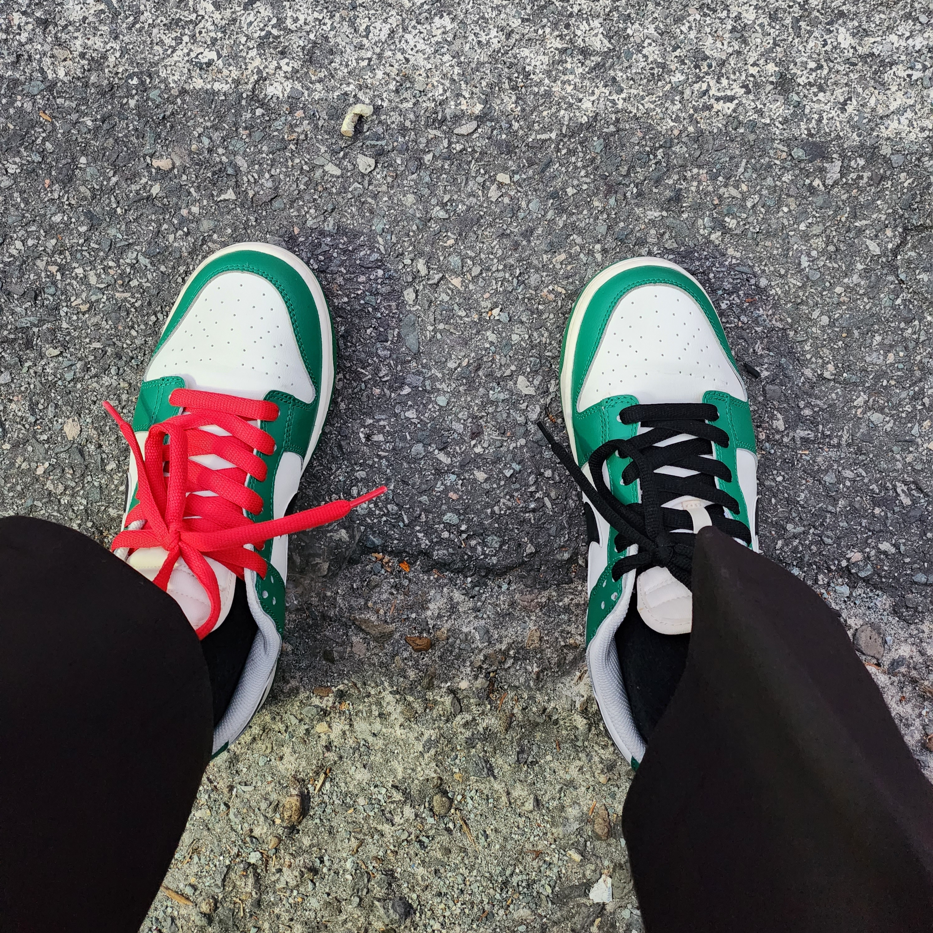 Nike Dunk Low Retro SE Jackpot Malachite 착용 스타일 - 2