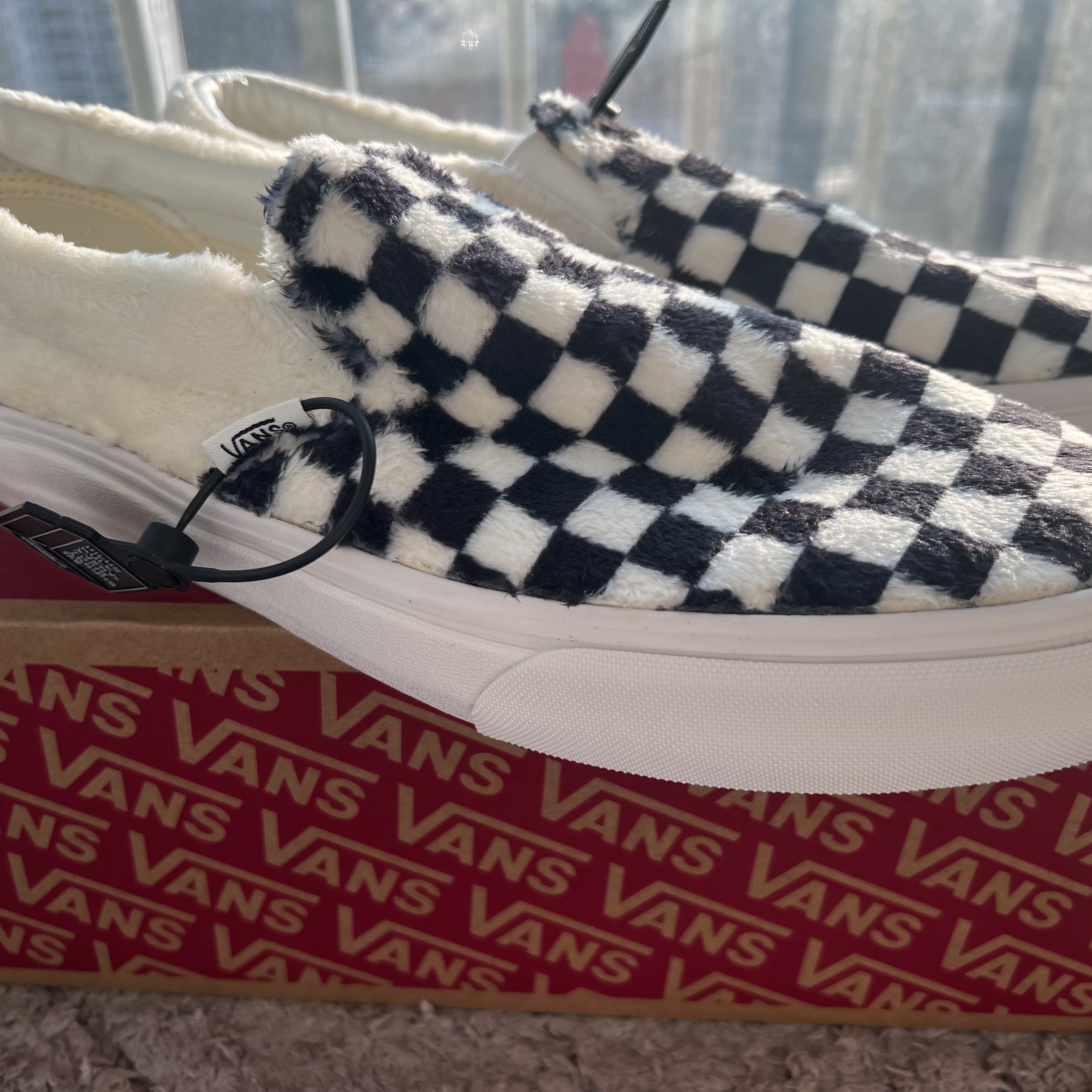 Vans Classic Slip-On Sherpa Checkerboard 착용 스타일 - 2