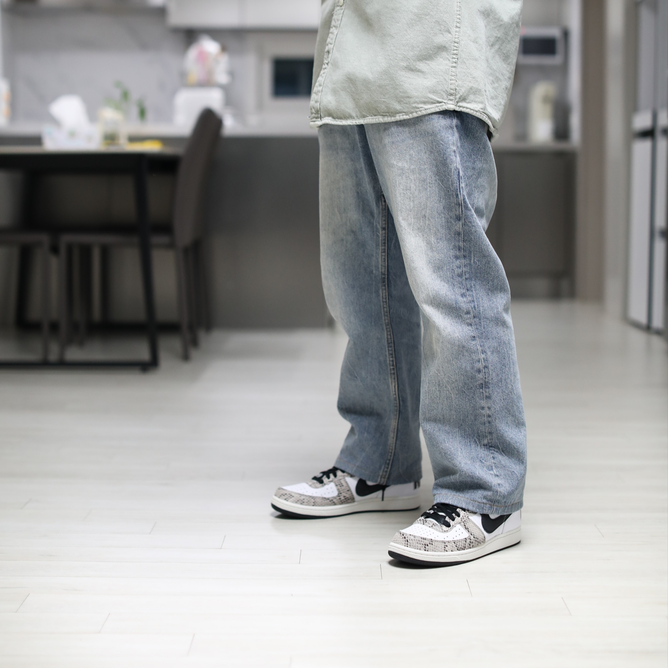 Nike Terminator High Cocoa Snake 착용 스타일