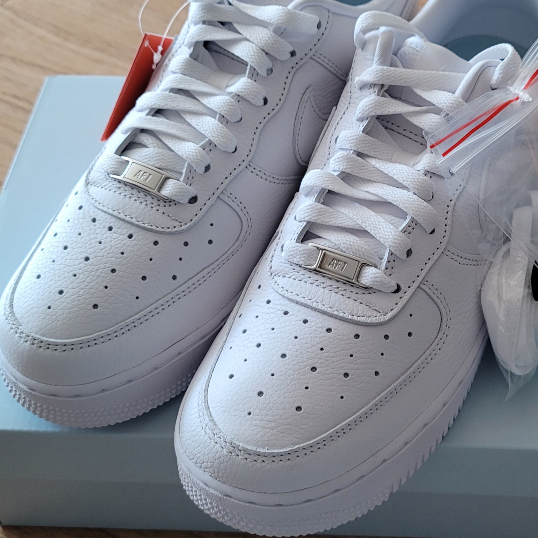 Nike x Drake Nocta Air Force 1 Low SP Certified Lover Boy White 착용 스타일 - 1