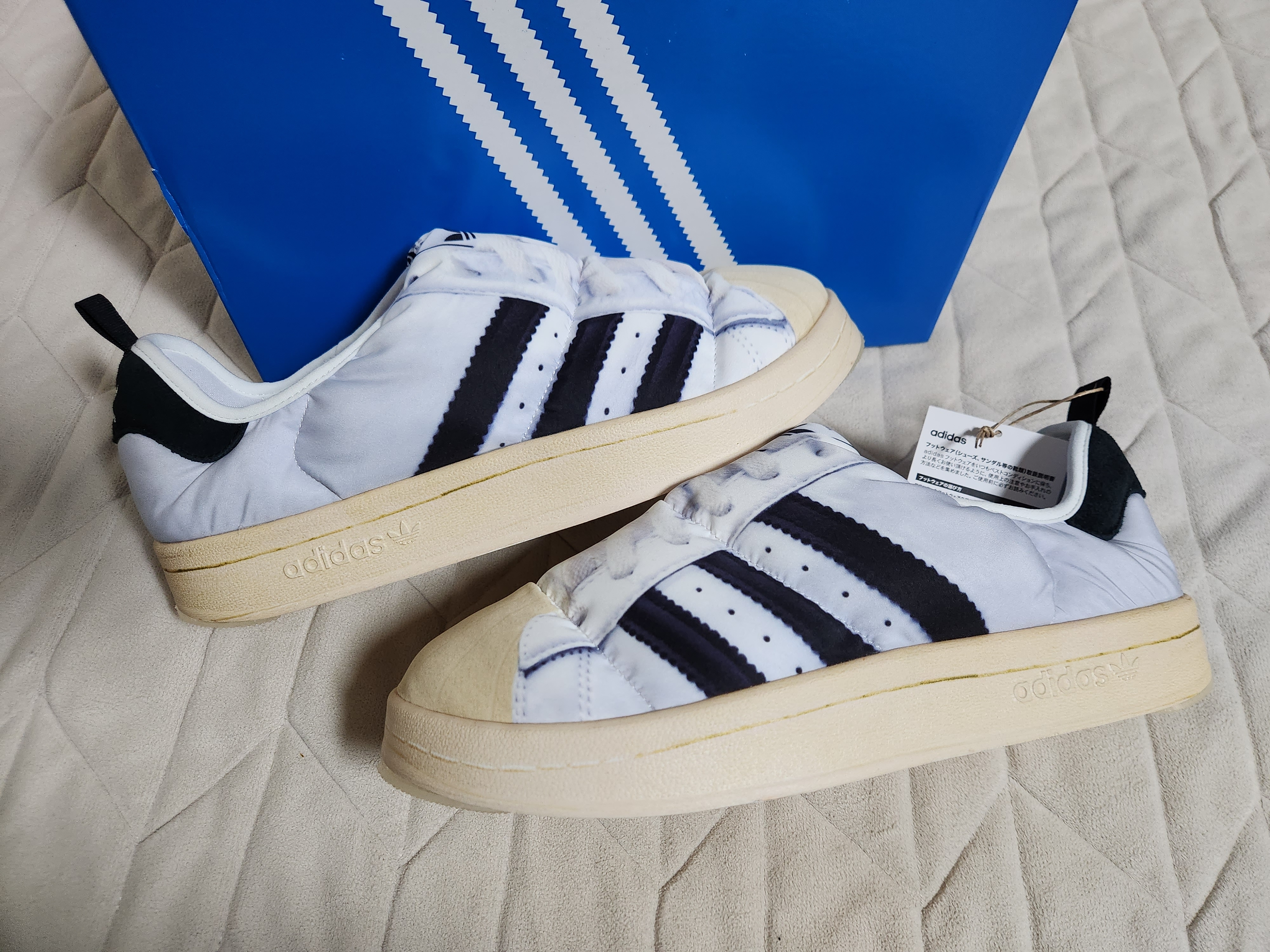 Adidas Puffylette Superstar Cloud White 착용 스타일 - 3