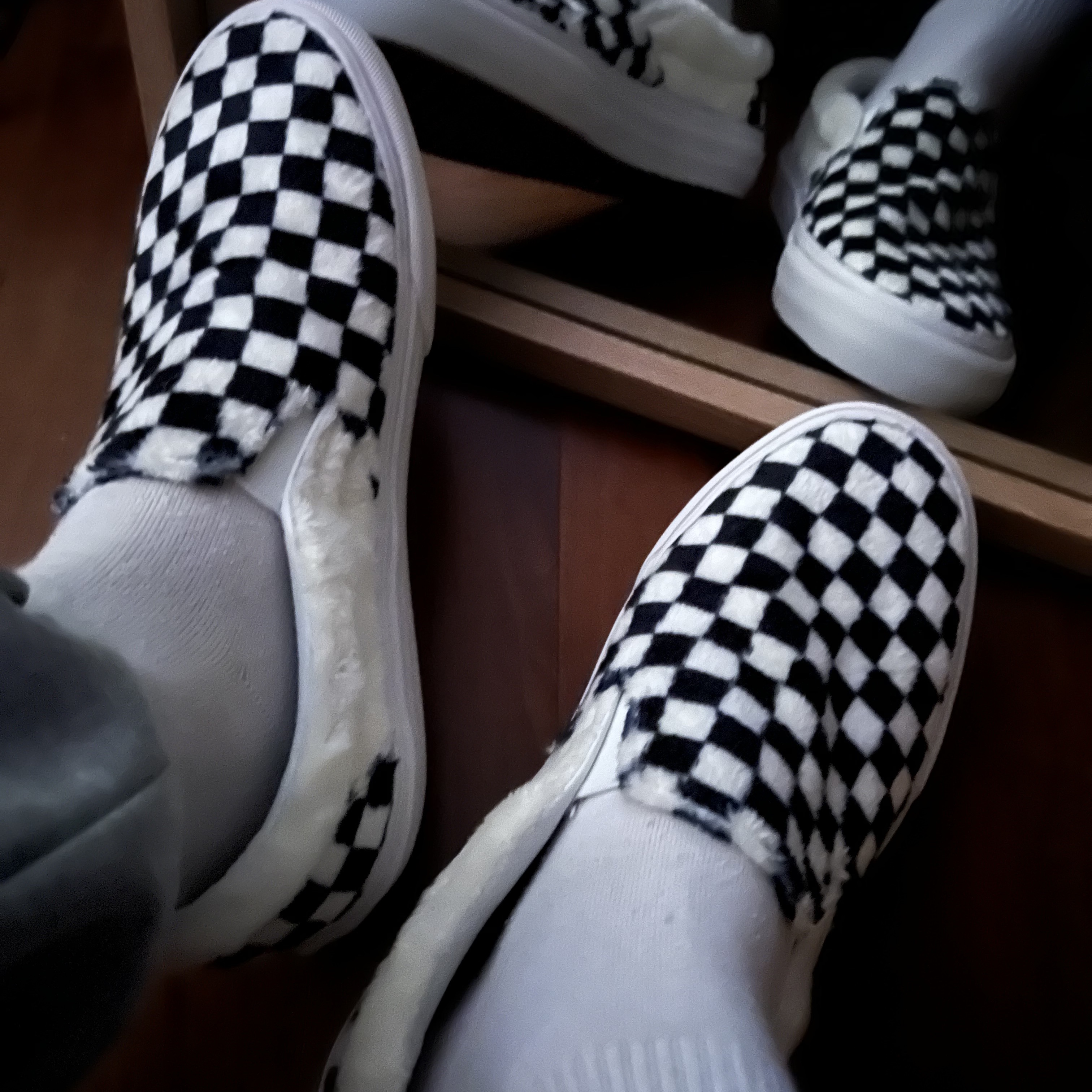Vans Classic Slip-On Sherpa Checkerboard 착용 스타일 - 1