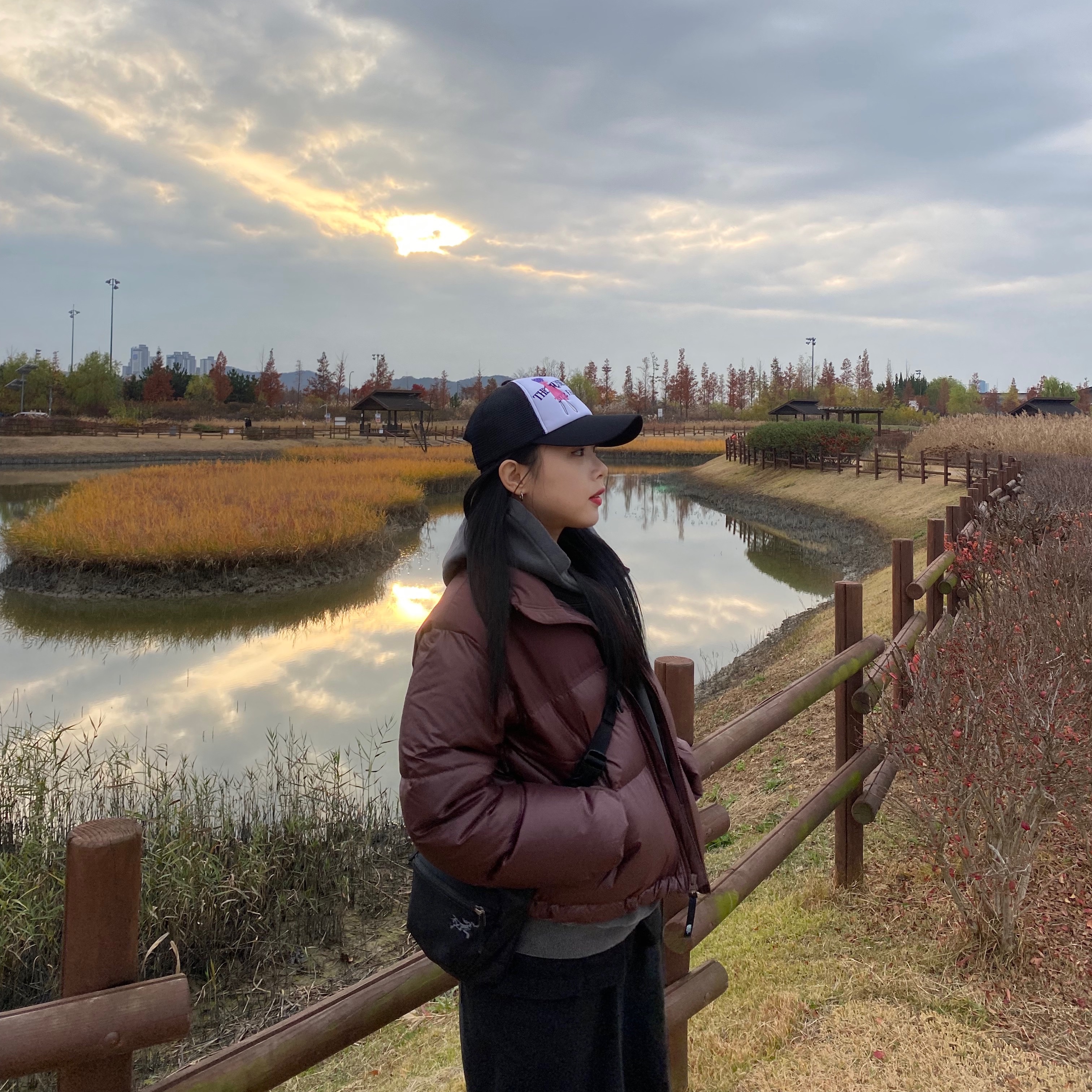 The Museum Visitor Hand Stitched Children Mesh Cap Black - 22SS, (W) The North Face White Label Novelty Nuptse Down Jacket Cocoa Brown 착용 스타일 - 2