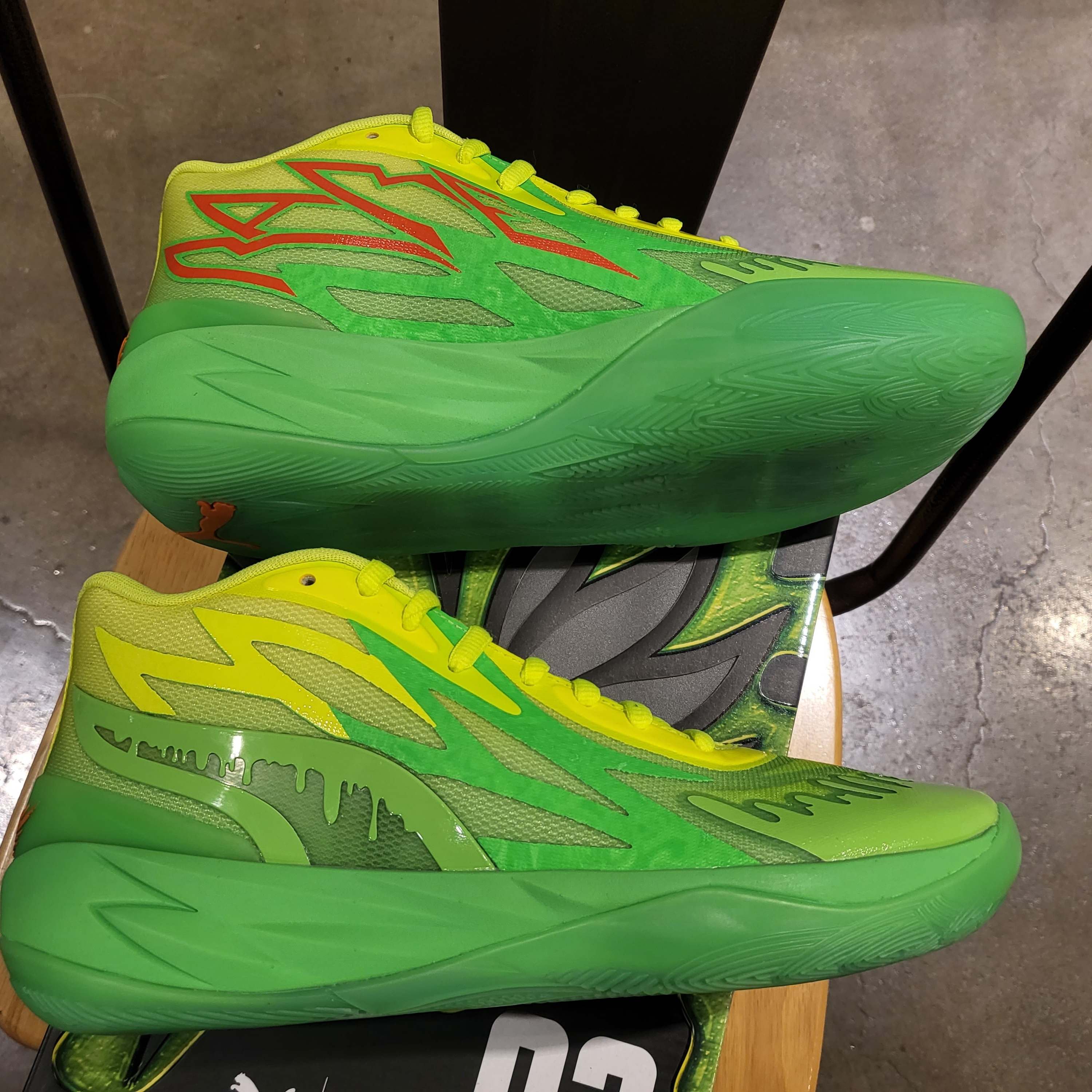 Puma MB.02 Lamelo Ball Fluro Green Lime Squeeze 착용 스타일 - 3