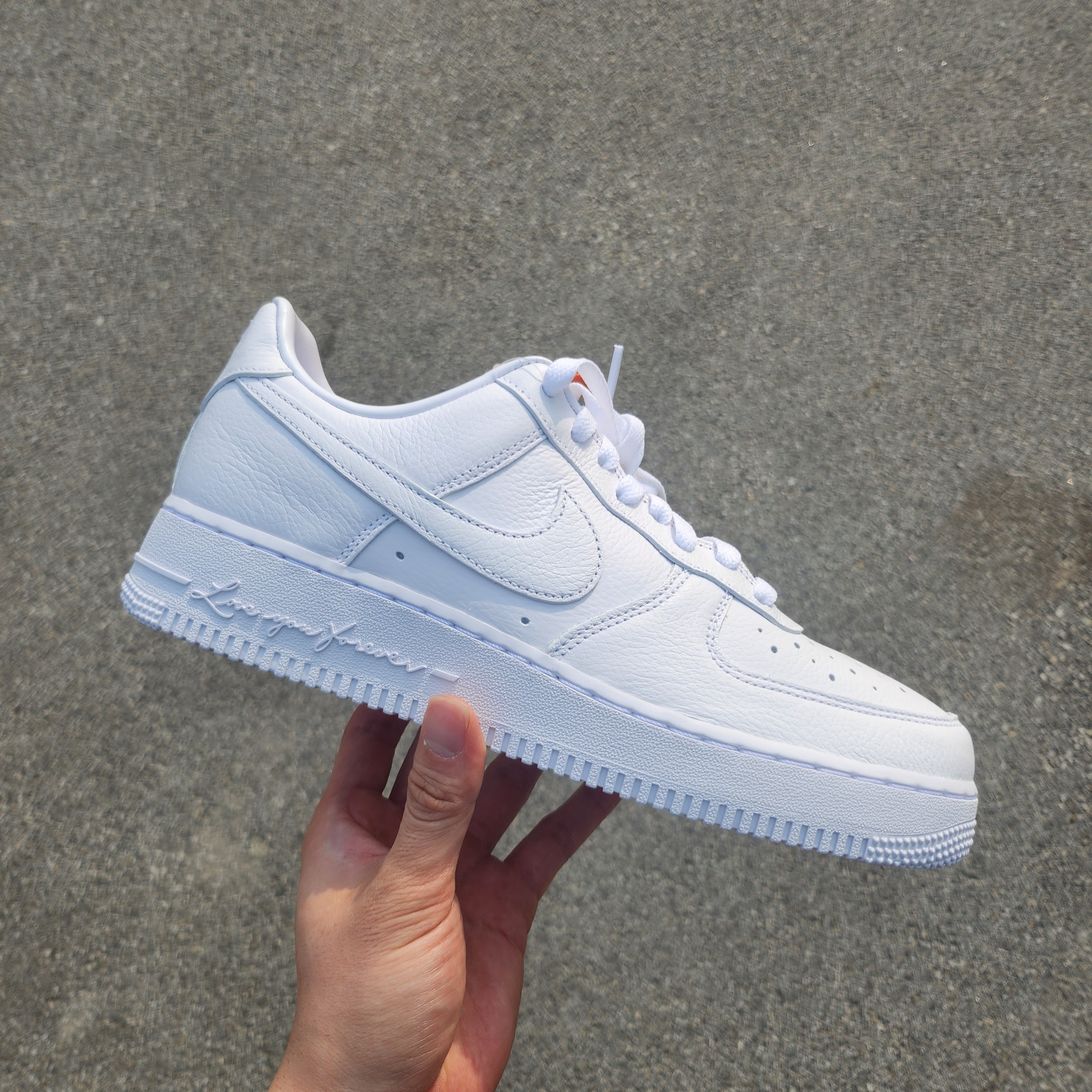 Nike x Drake Nocta Air Force 1 Low SP Certified Lover Boy White 착용 스타일 - 3