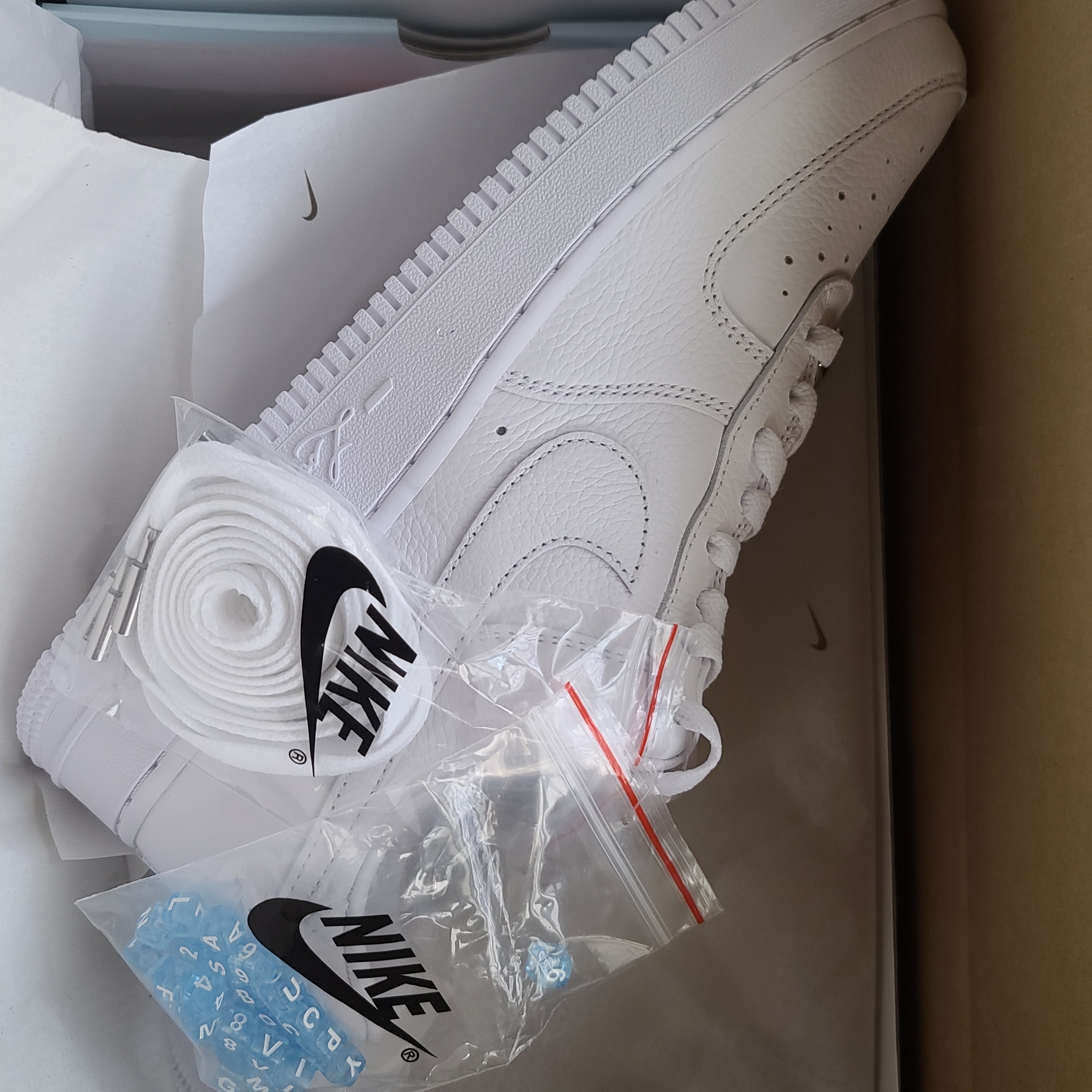 Nike x Drake Nocta Air Force 1 Low SP Certified Lover Boy White 착용 스타일 - 1