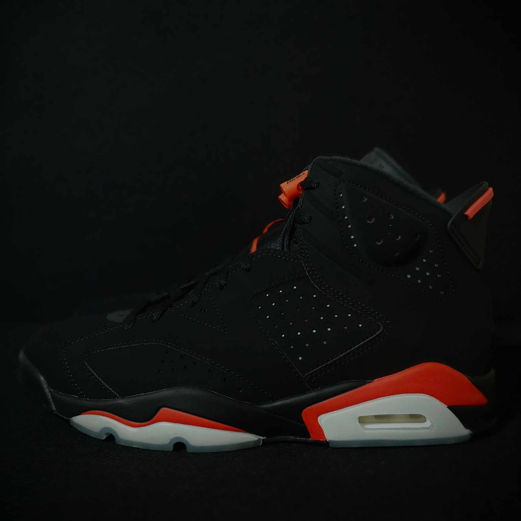 Jordan 6 Retro Infrared 2019 착용 스타일 - 2