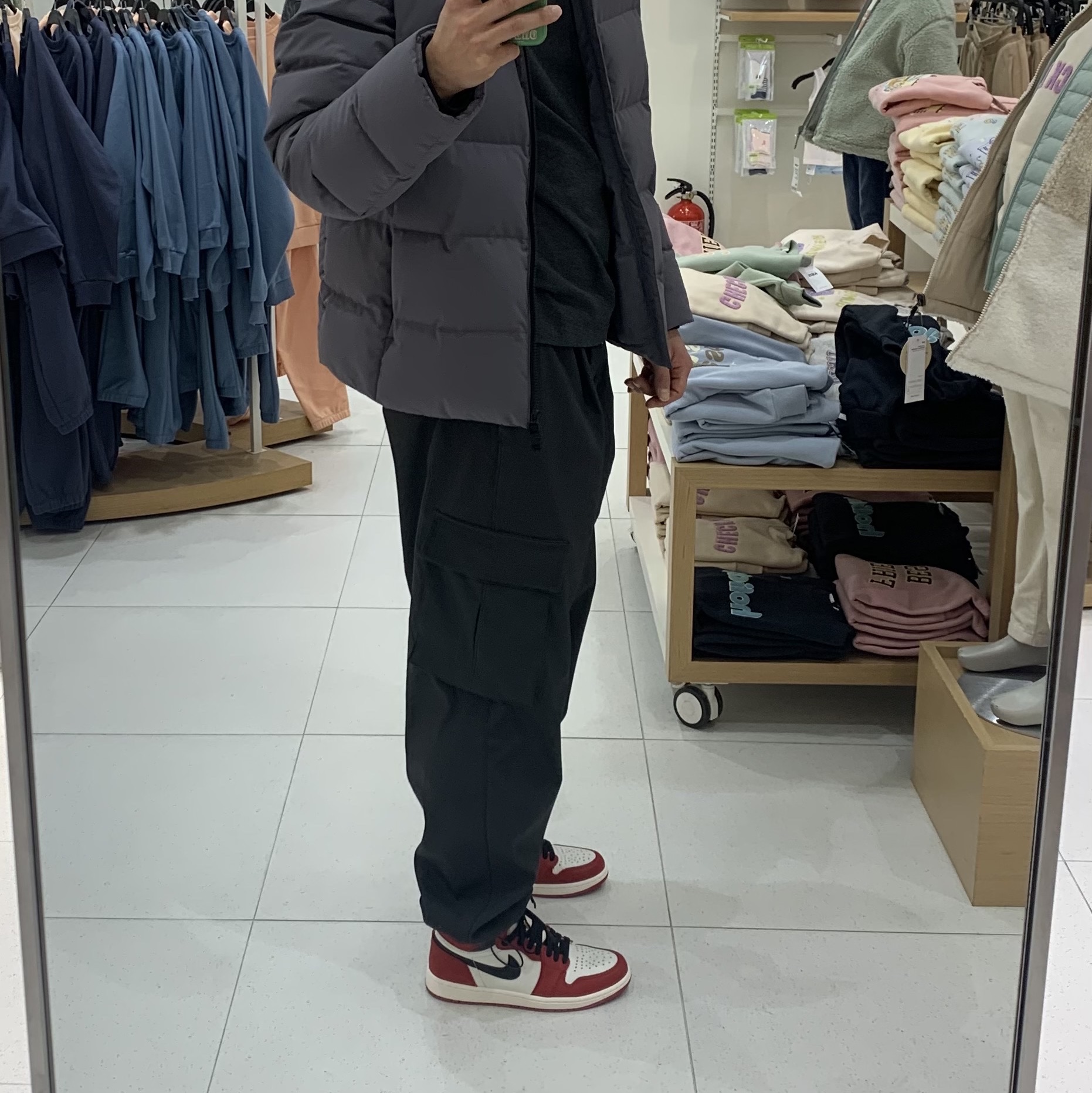 Jordan 1 Retro High OG Chicago 2022 착용 스타일 - 2