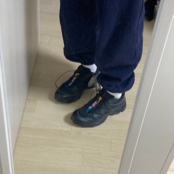 Salomon XT-6 ADV Black 착용 스타일