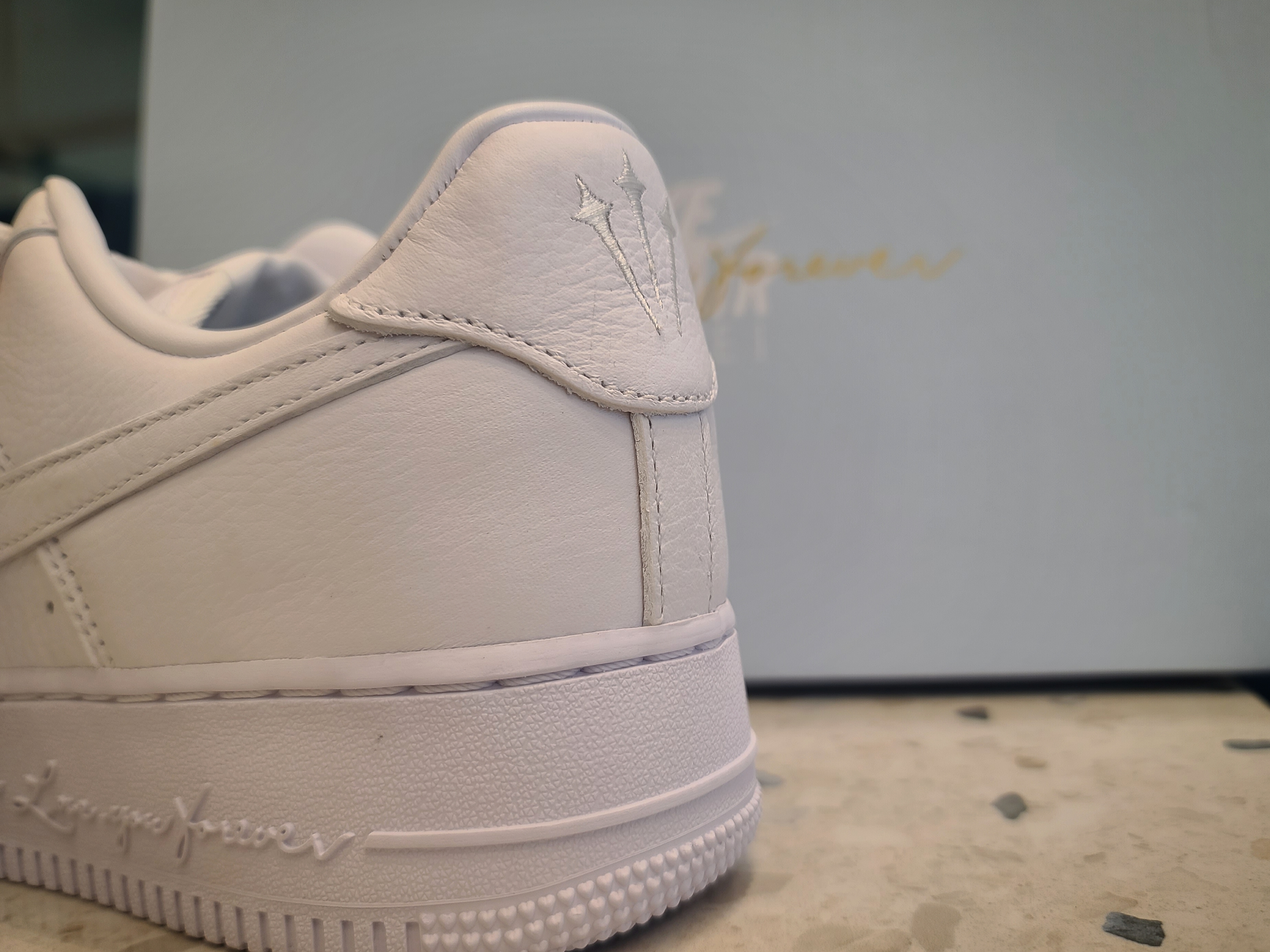 Nike x Drake Nocta Air Force 1 Low SP Certified Lover Boy White, Nike Air Force 1 '07 Fresh White 착용 스타일 - 2