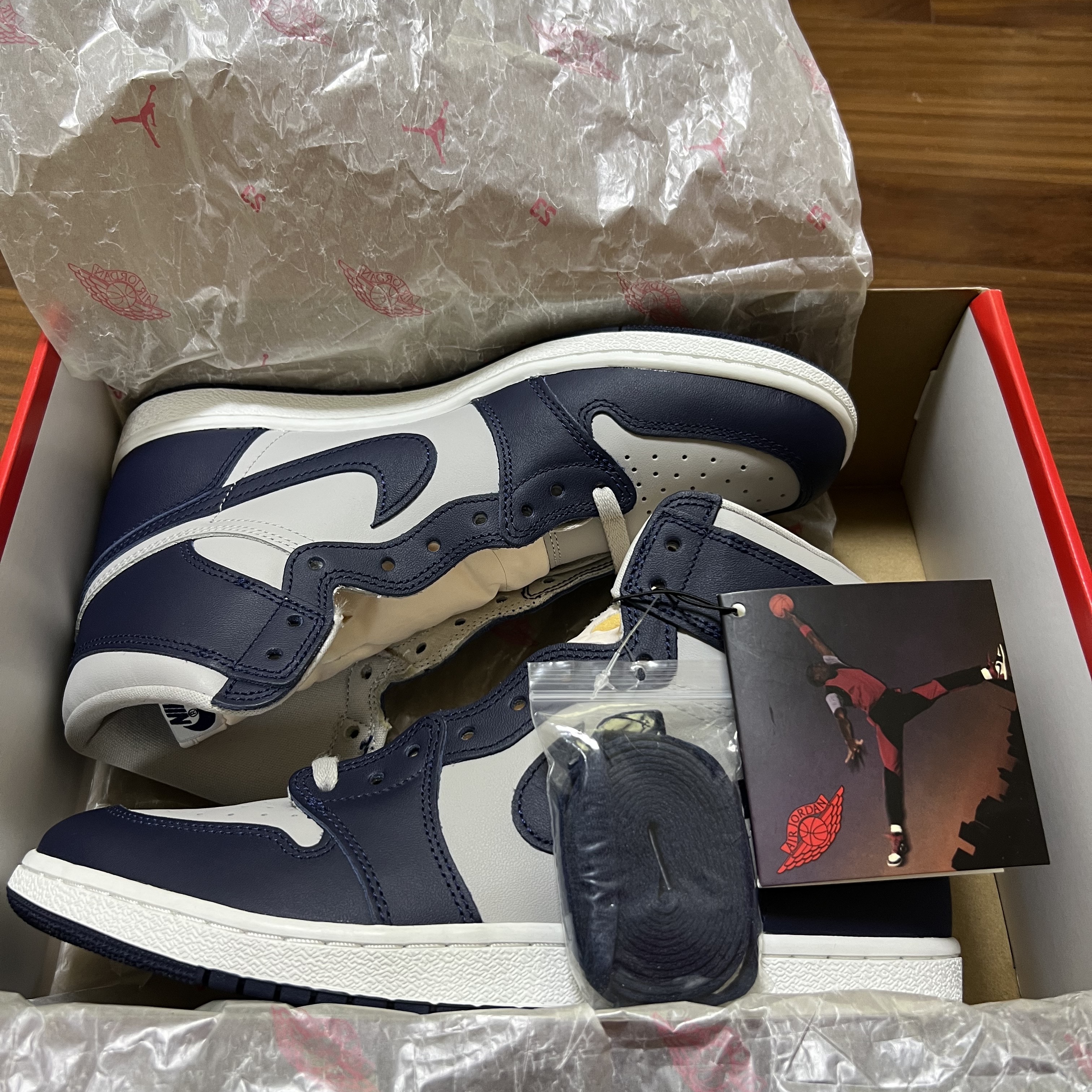 Jordan 1 High 85 College Navy, Jordan 1 Retro High OG Defiant SB LA to Chicago 착용 스타일 - 1