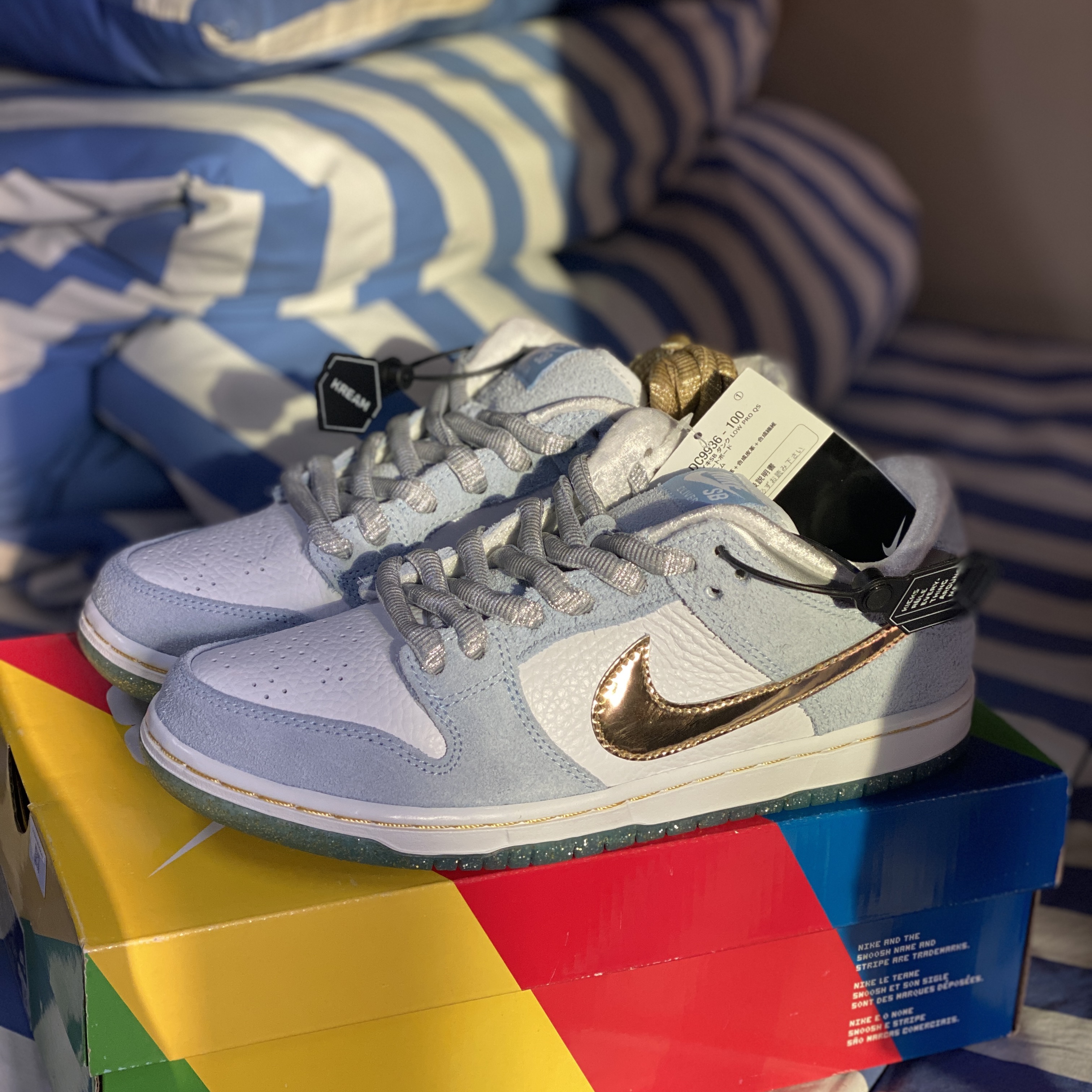 Nike x Sean Cliver SB Dunk Low Holiday Special 착용 스타일