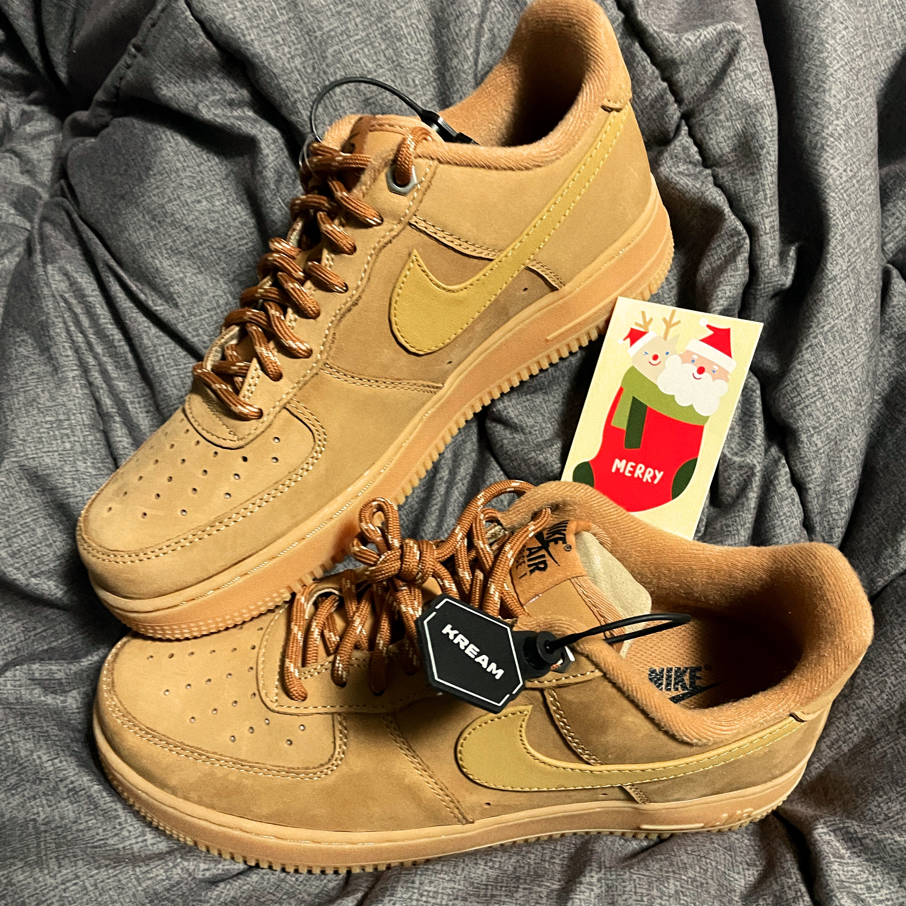 Nike Air Force 1 '07 WB Flax 착용 스타일
