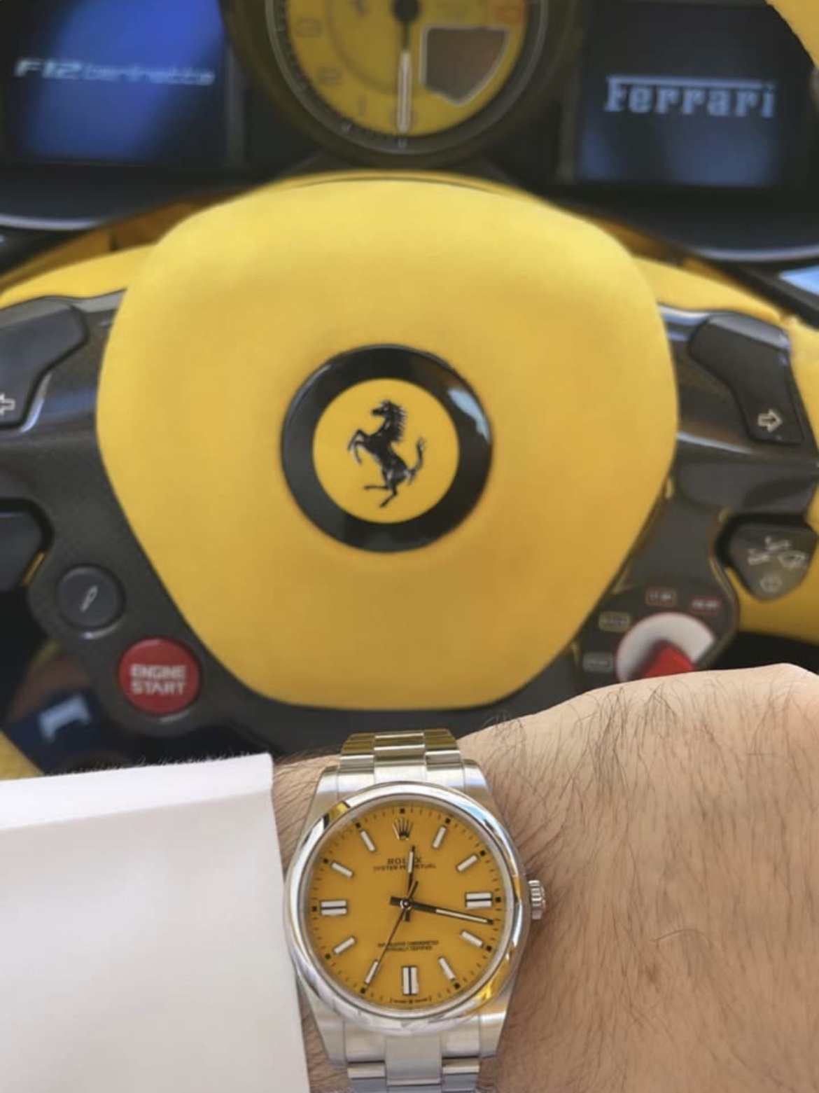 Rolex Oyster Perpetual 31mm 277200 Yellow Oyster 착용 스타일