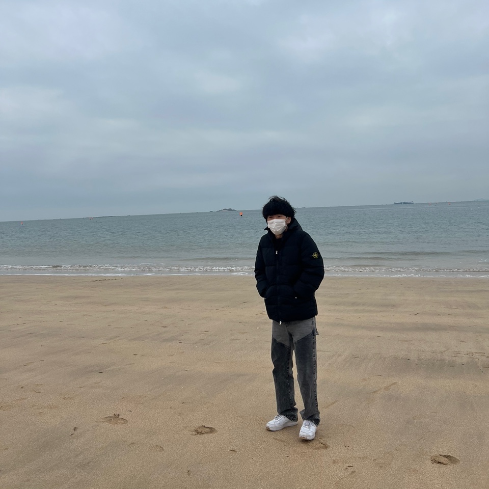 Stone Island 43619 Nylon Metal Econyl Regenerated Nylon Down Jacket Black - 22FW, Nike Air Force 1 '07 Low White 착용 스타일