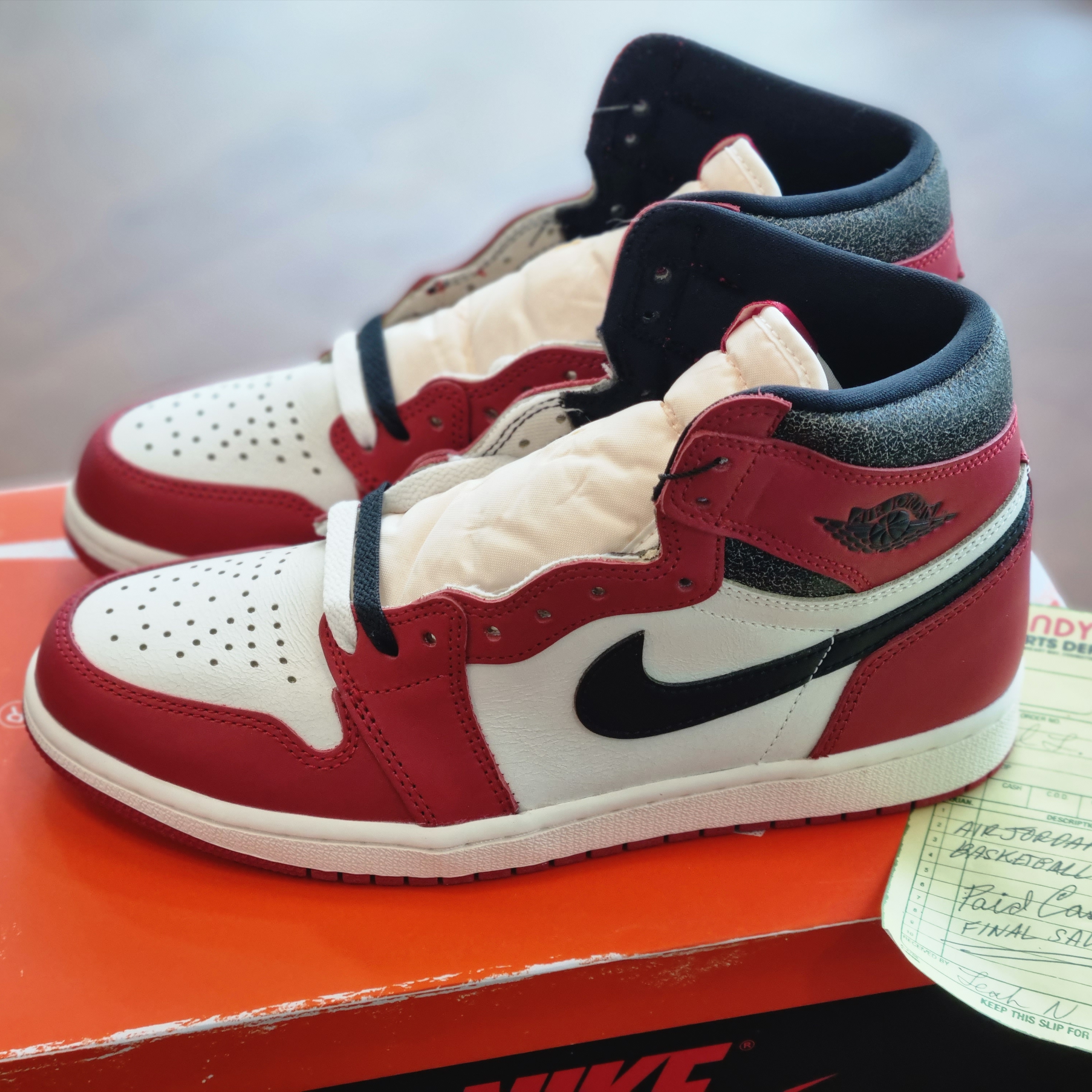 Jordan 1 Retro High OG Chicago 2022 착용 스타일 - 1