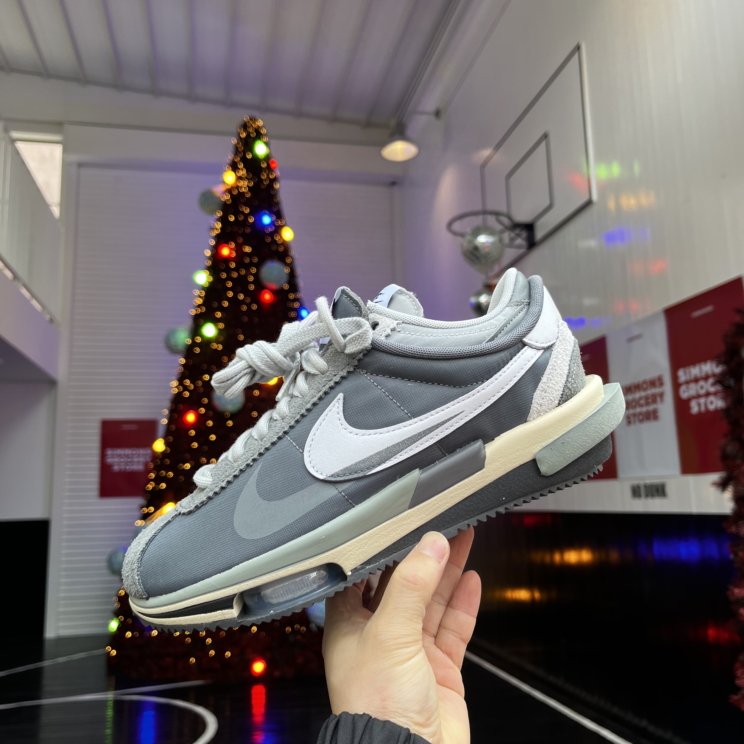 Nike x Sacai Zoom Cortez SP Iron Grey 착용 스타일