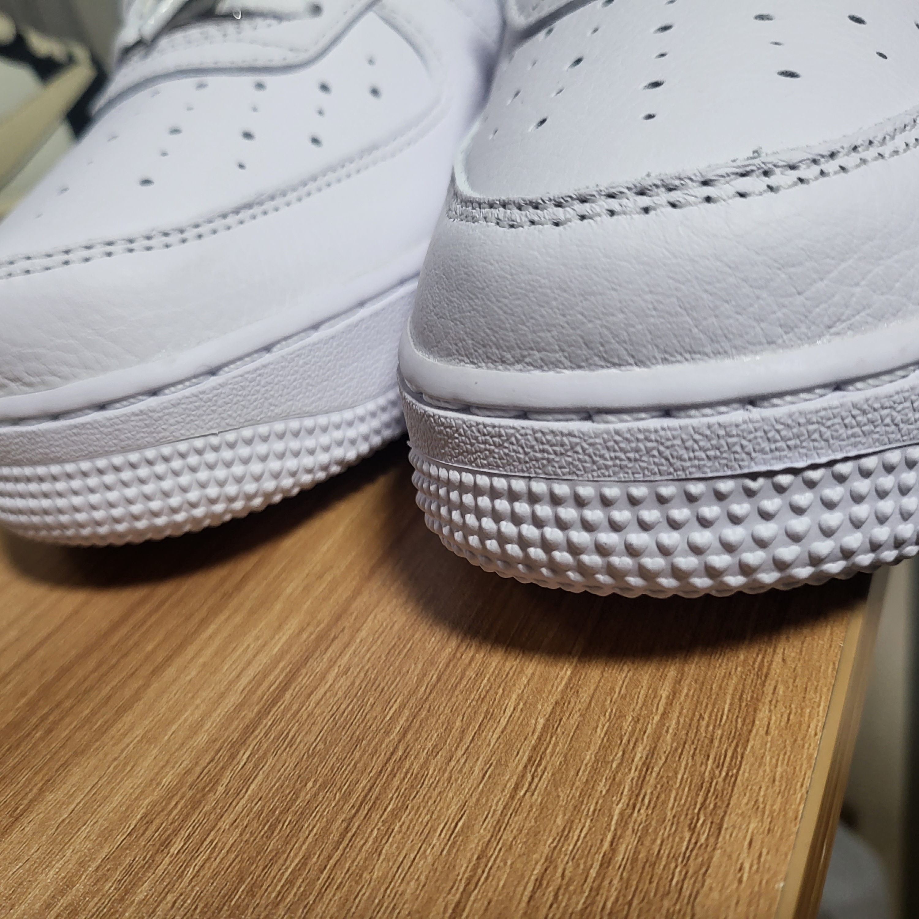 Nike x Drake Nocta Air Force 1 Low SP Certified Lover Boy White 착용 스타일 - 2