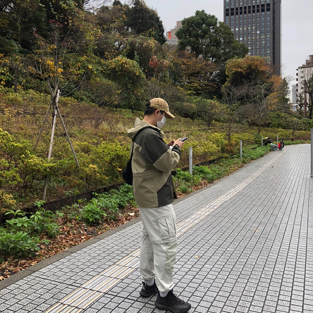 Supreme x Nike ACG Denim 6-Panel Gold Snakeskin - 22FW, Nike ACG Smith Summit Cargo Pants Light Bone - Asia 착용 스타일