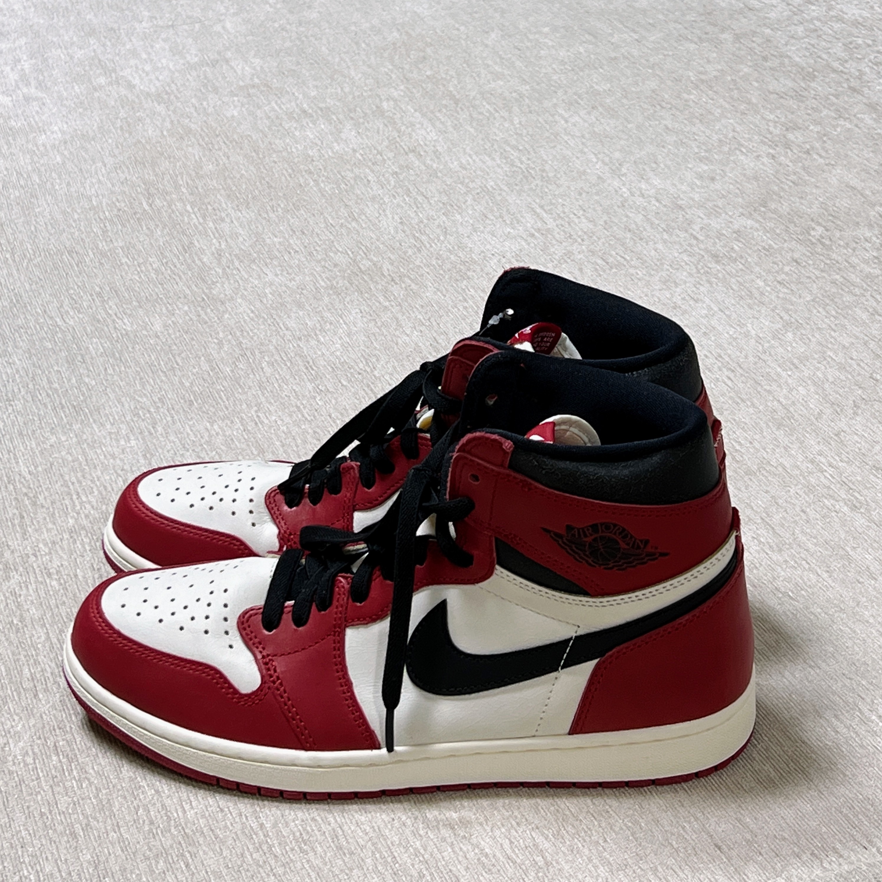 Jordan 1 Retro High OG Chicago 2022, (GS) Jordan 1 Retro High OG Chicago 2022 착용 스타일 - 2