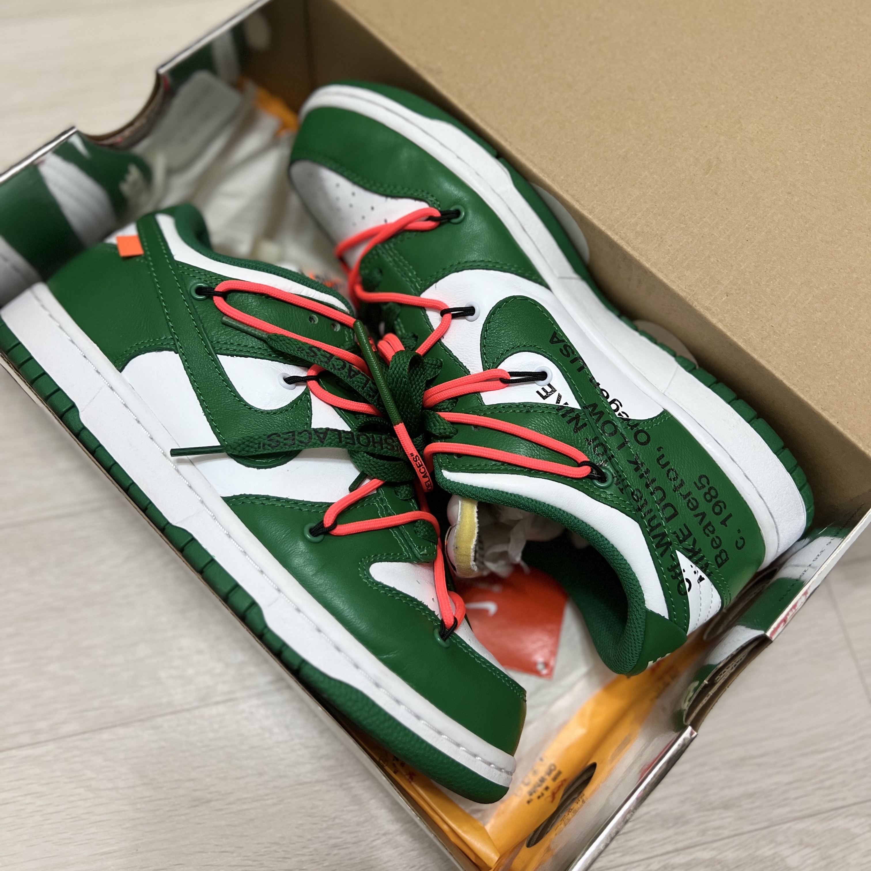 Nike x Off-White Dunk Low Pine Green 착용 스타일 - 4