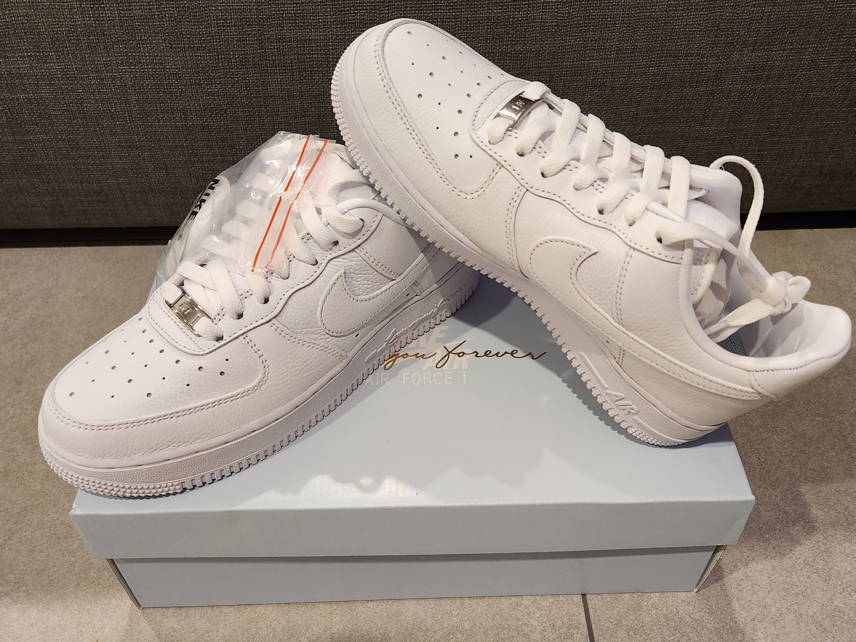 Nike x Drake Nocta Air Force 1 Low SP Certified Lover Boy White 착용 스타일