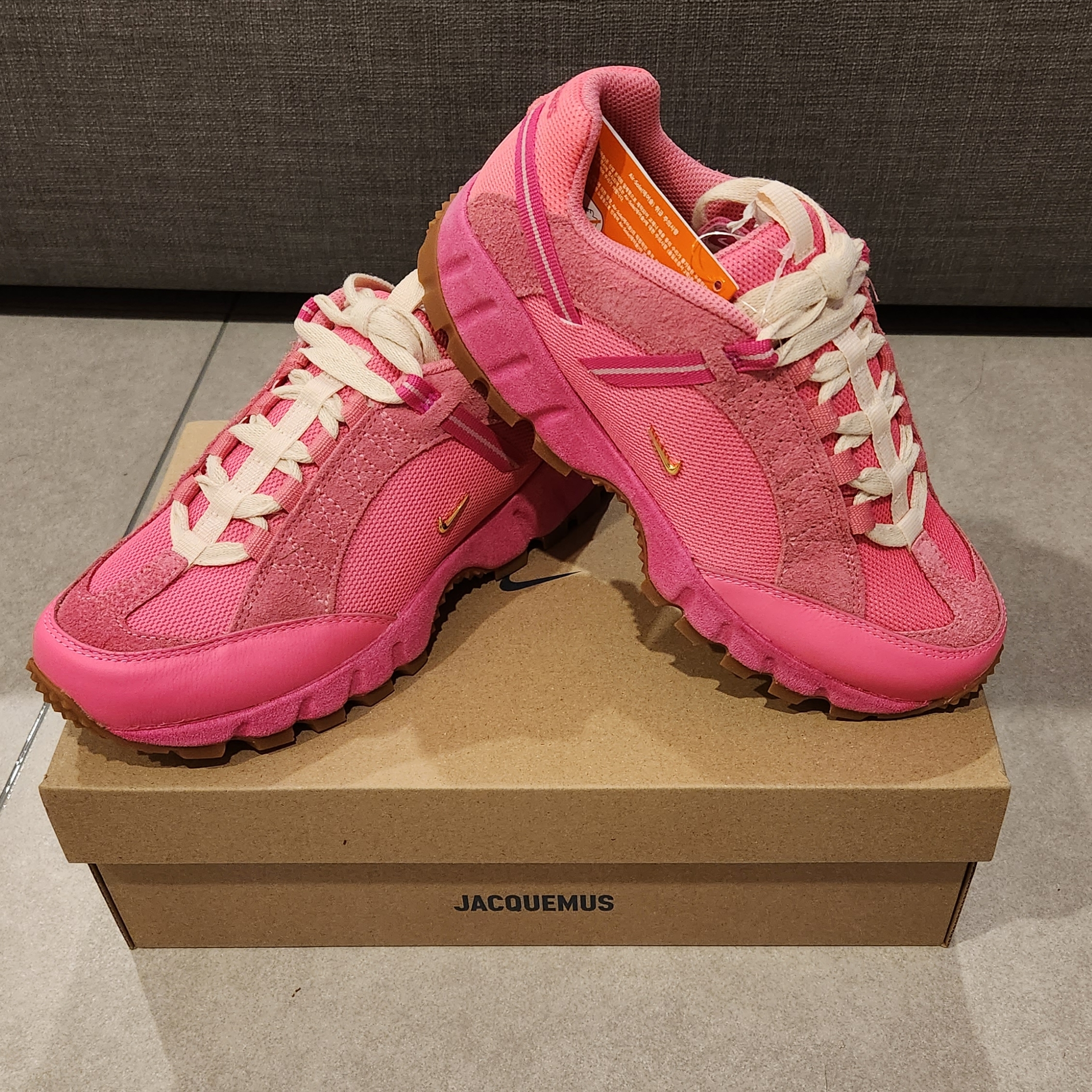 Nike x Jacquemus Air Humara LX Pink Flash 착용 스타일