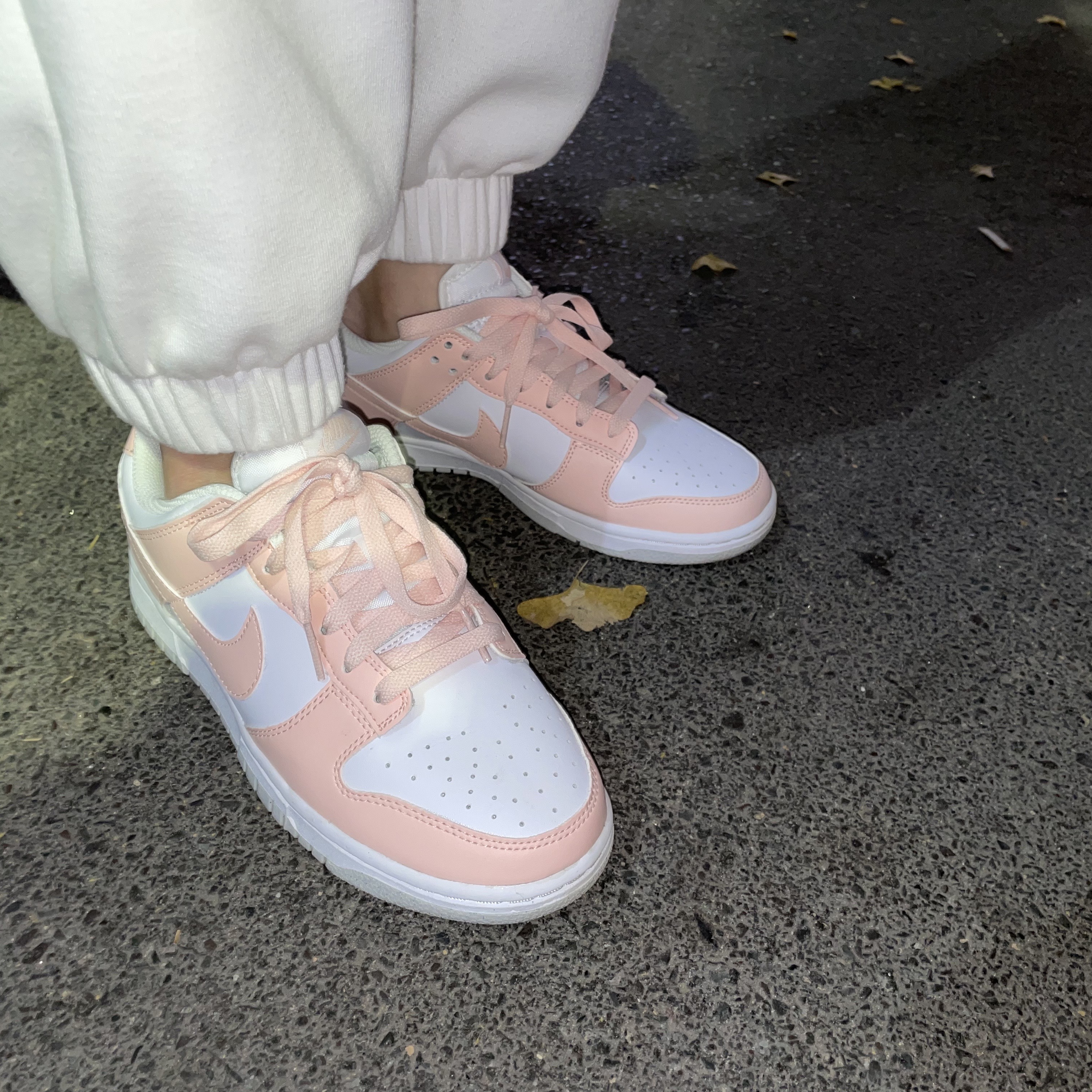(W) Nike Dunk Low Next Nature Pale Coral 착용 스타일