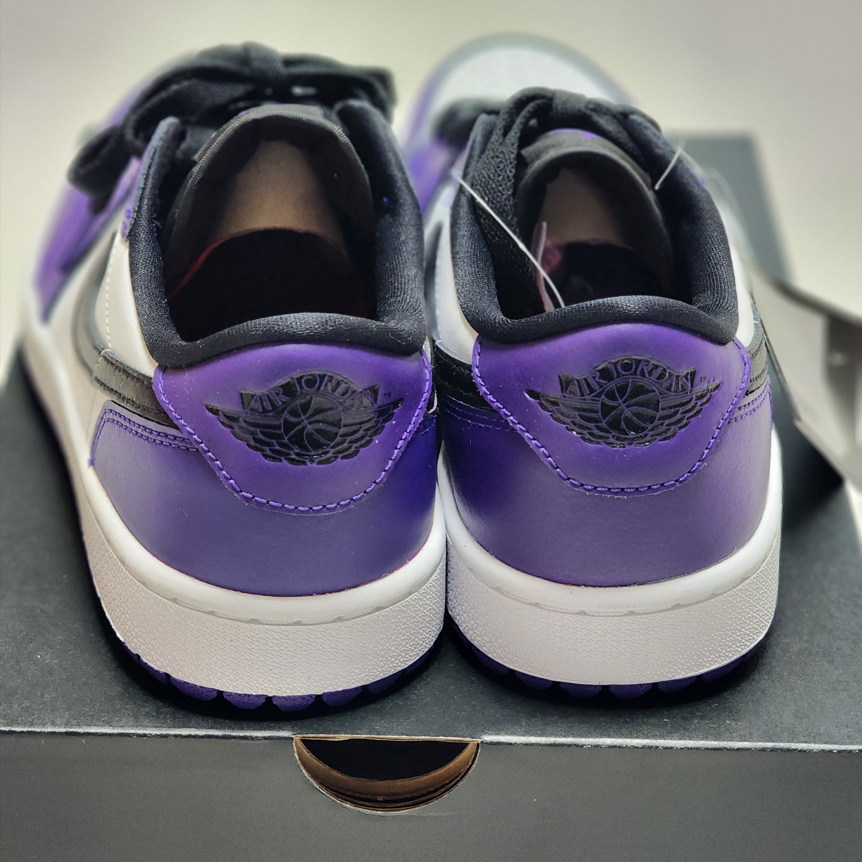Jordan 1 Low Golf Court Purple 착용 스타일 - 3