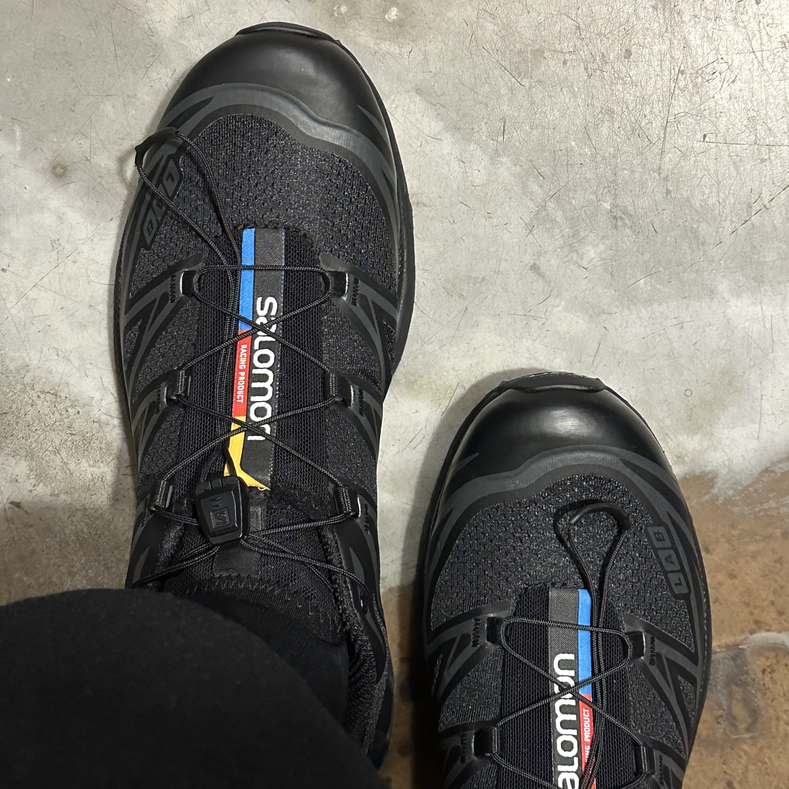 Salomon XT-6 ADV Black 착용 스타일