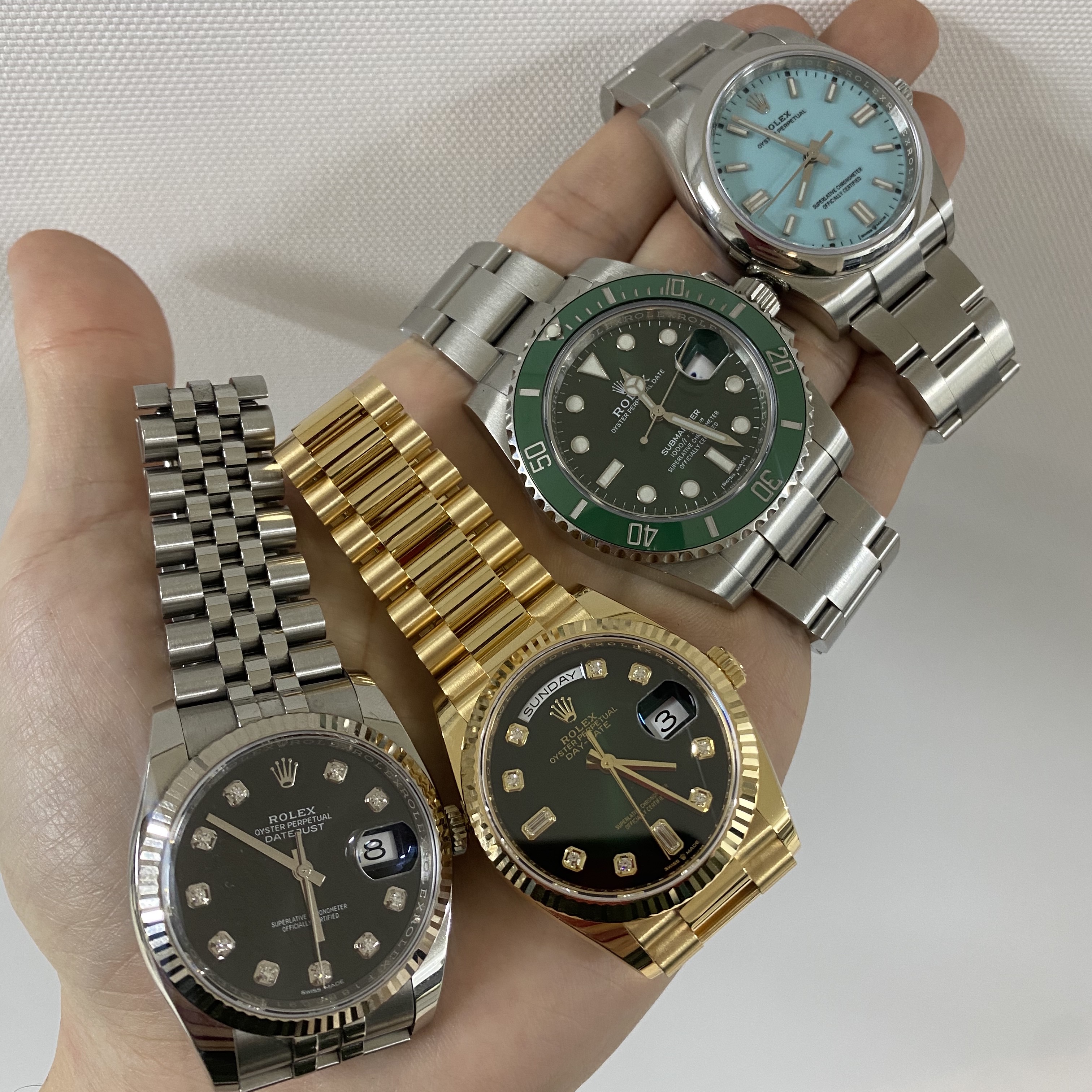 Rolex Datejust 36mm 126234 Bright Black Diamond-Set Jubilee, Rolex Oyster Perpetual 36mm 126000 Turquoise Blue Oyster 착용 스타일