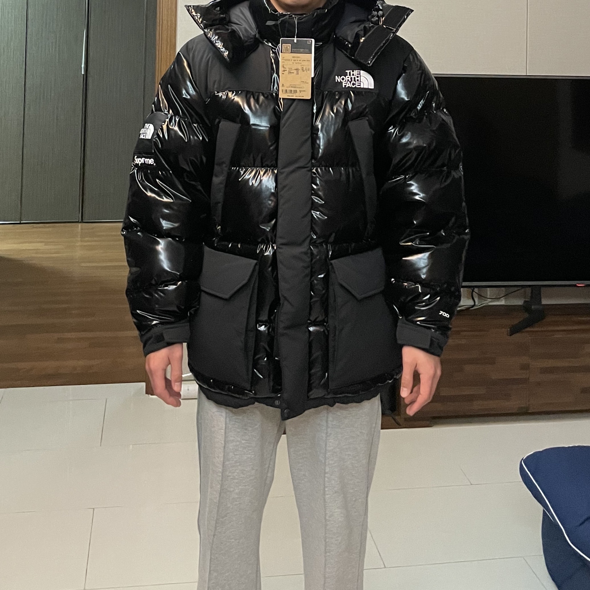 Supreme x The North Face 700-Fill Down Parka Black - 22FW 착용 스타일 - 1